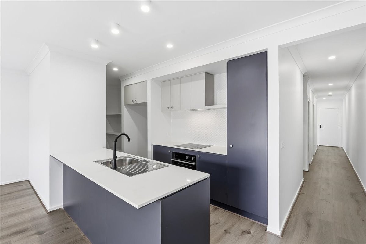 16 Ellis Drive, Diggers Rest, VIC 3427