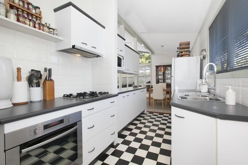 34 Weatherhead Avenue, Ashgrove, QLD 4060