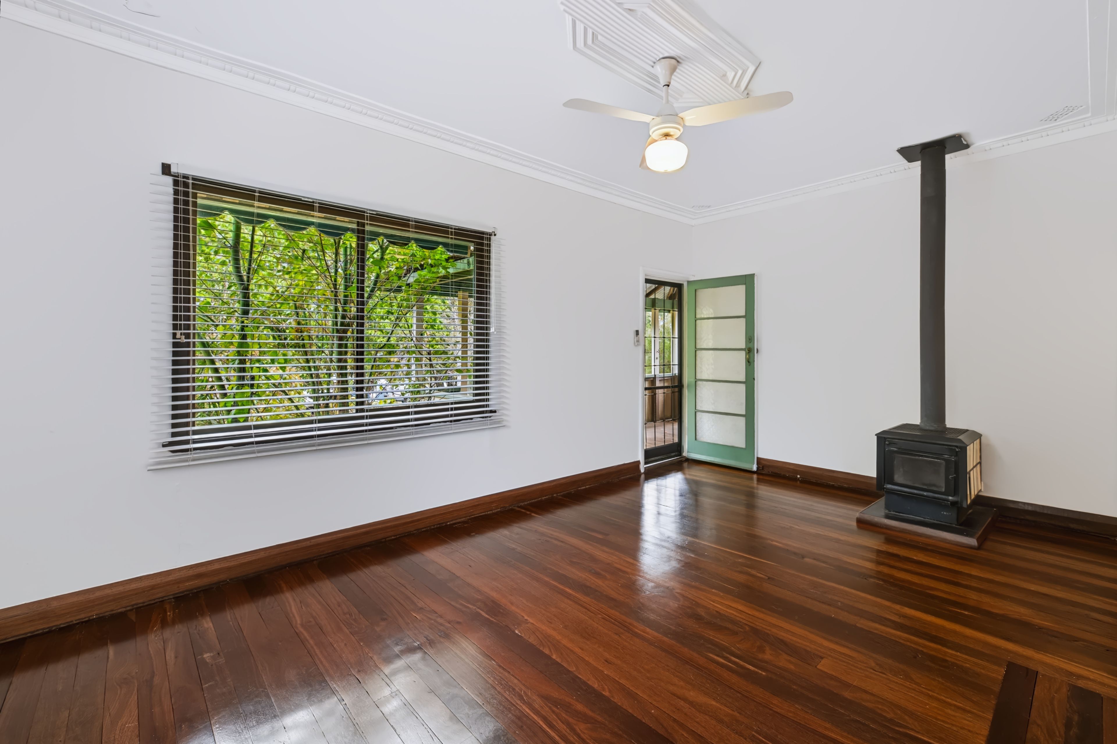 8 Padbury Road — photo 9 of 20