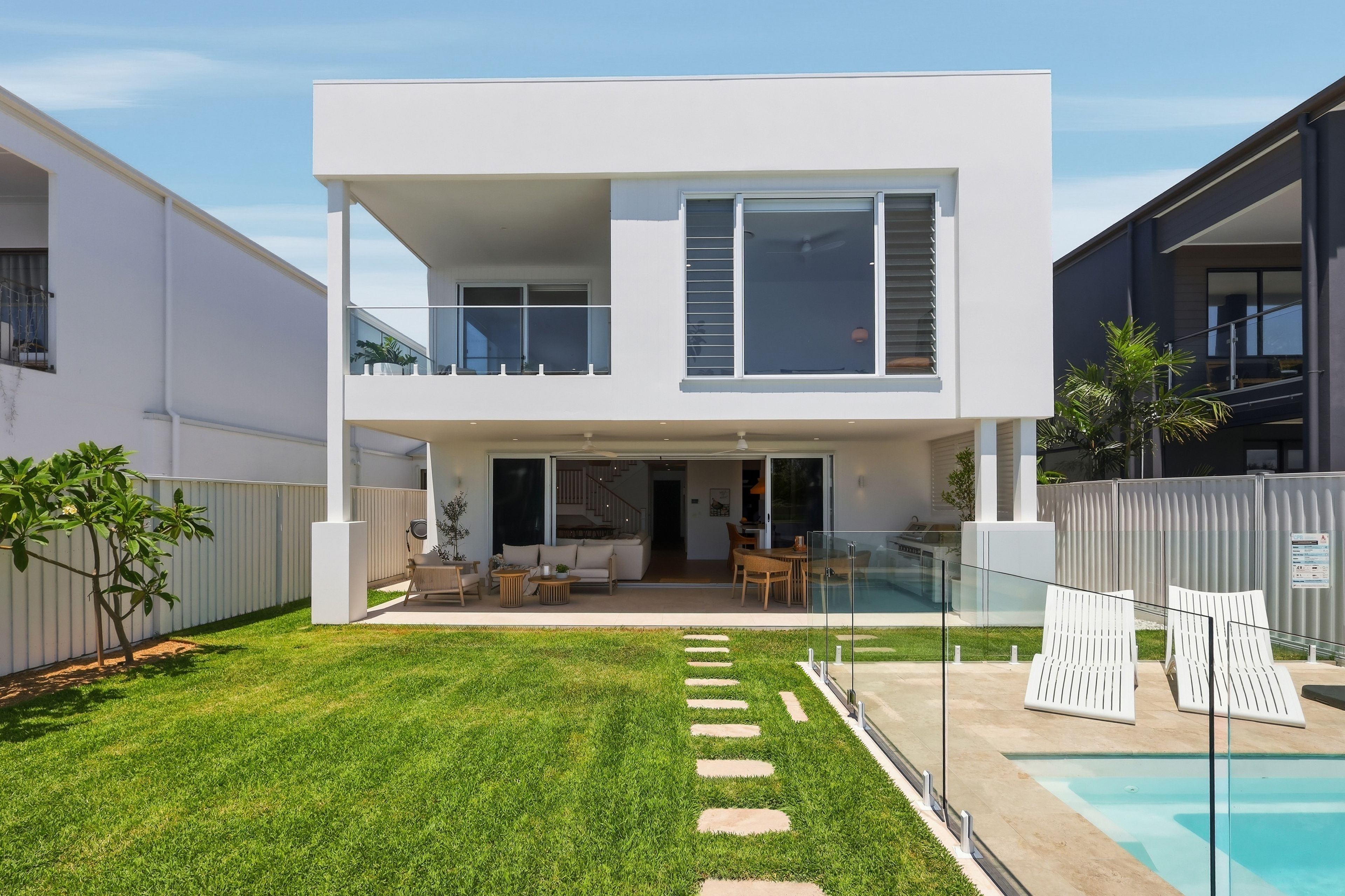 89 Aqua Street, Newport QLD 4020