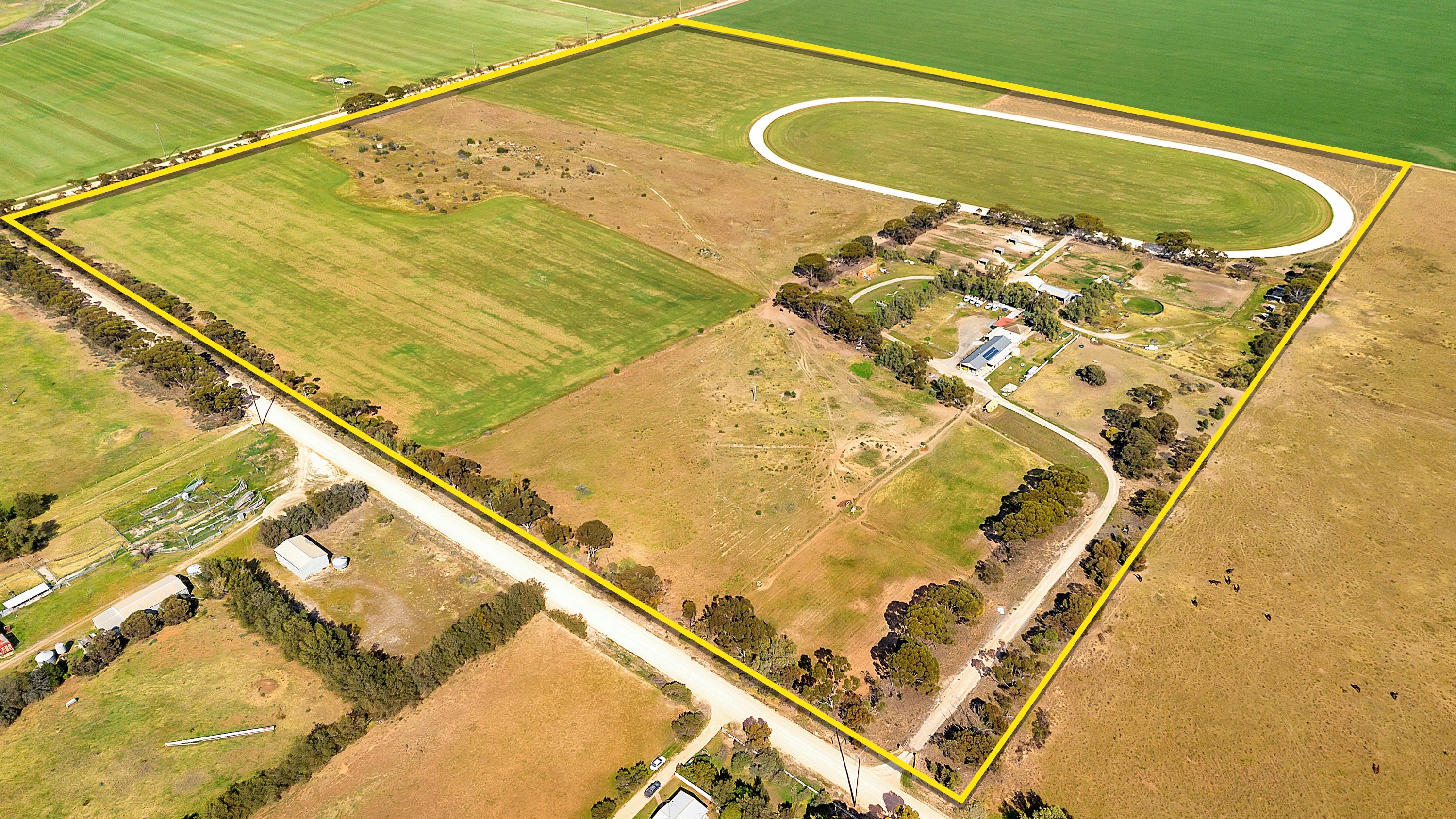 499 Williams Road, Two Wells, SA 5501 - Sold House - Ray White Barossa ...