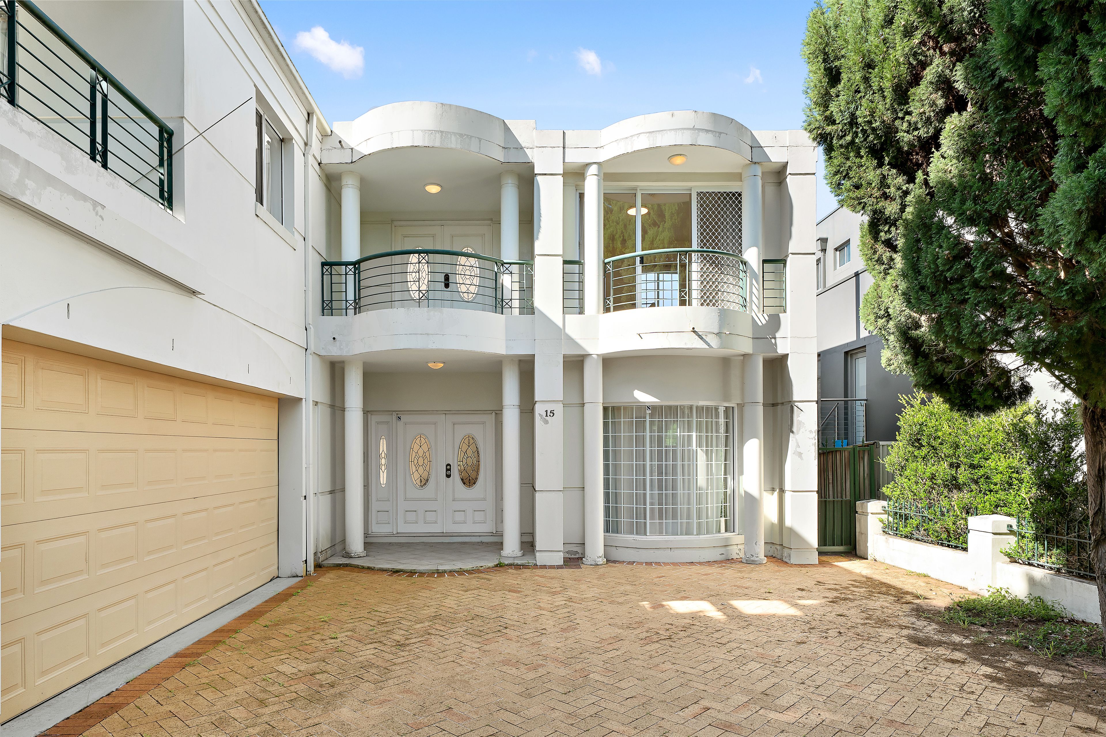 15 Chatswood Avenue — photo 3 of 11