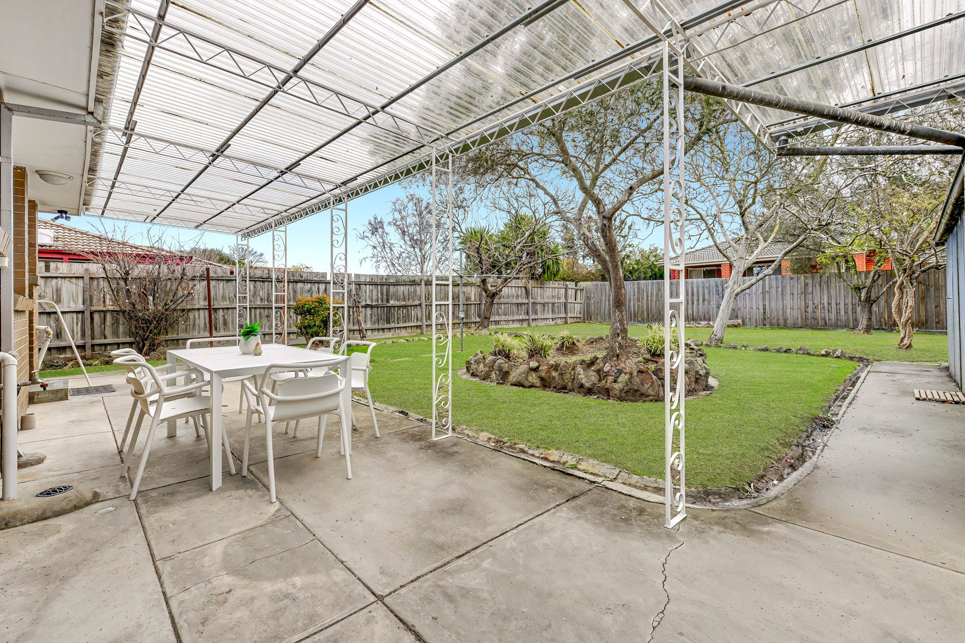 58 Monash Drive — photo 13 of 18