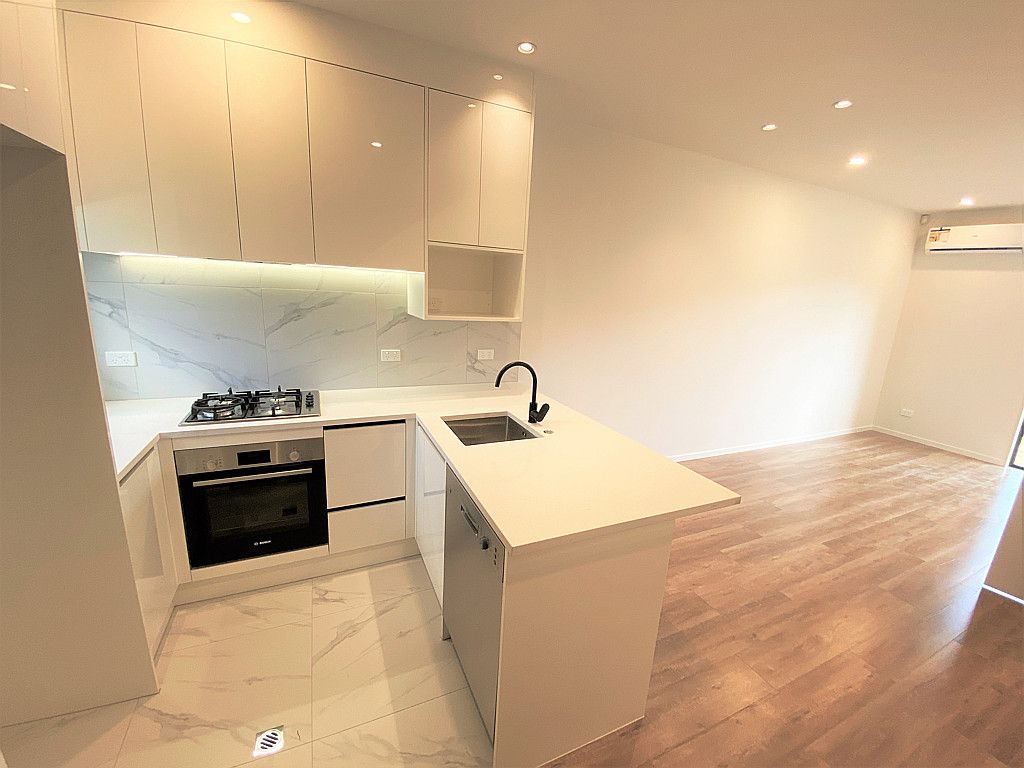 7 Hearth Street, Flat Bush, Manukau City