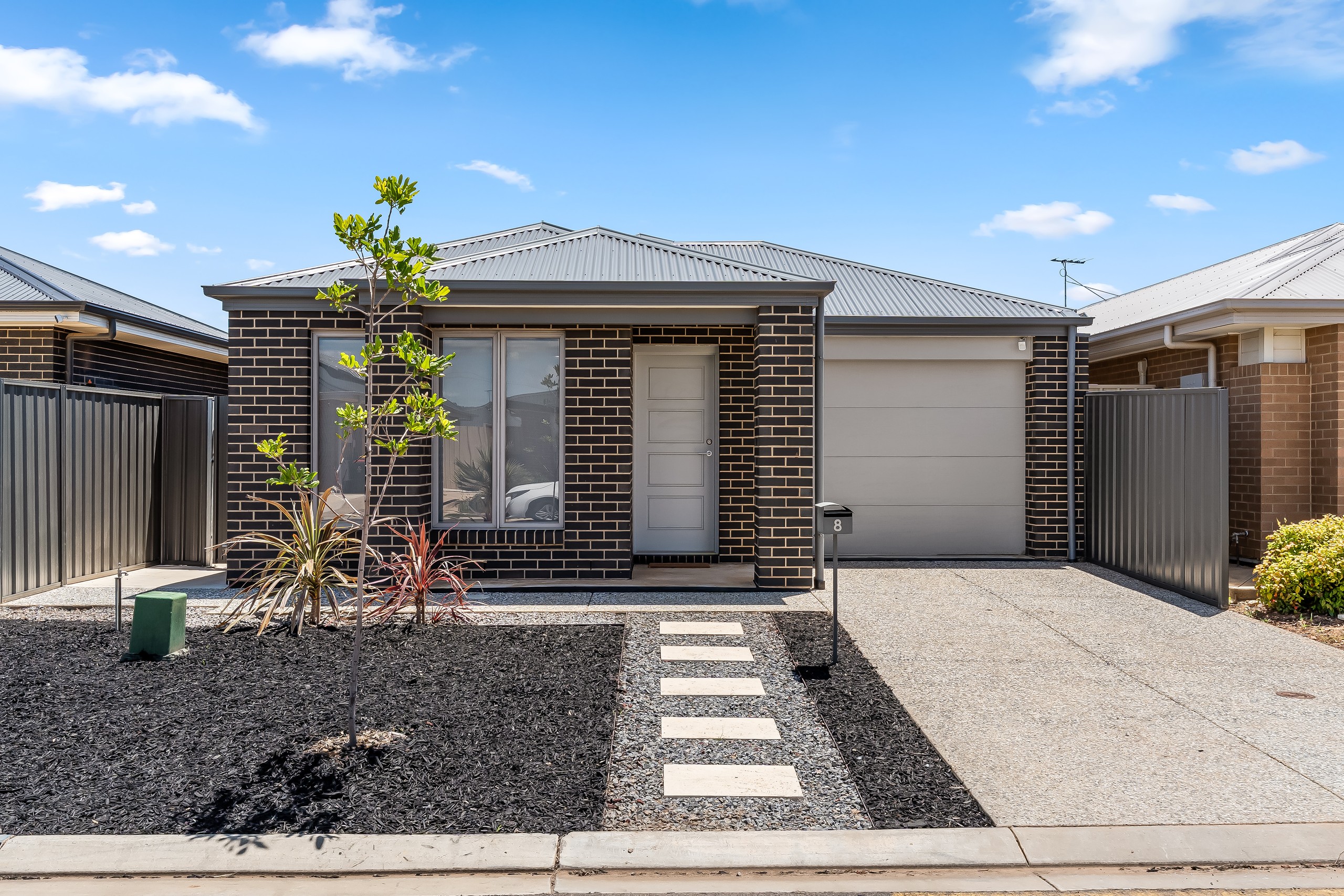8 Kerrie Avenue, Munno Para West, SA 5115