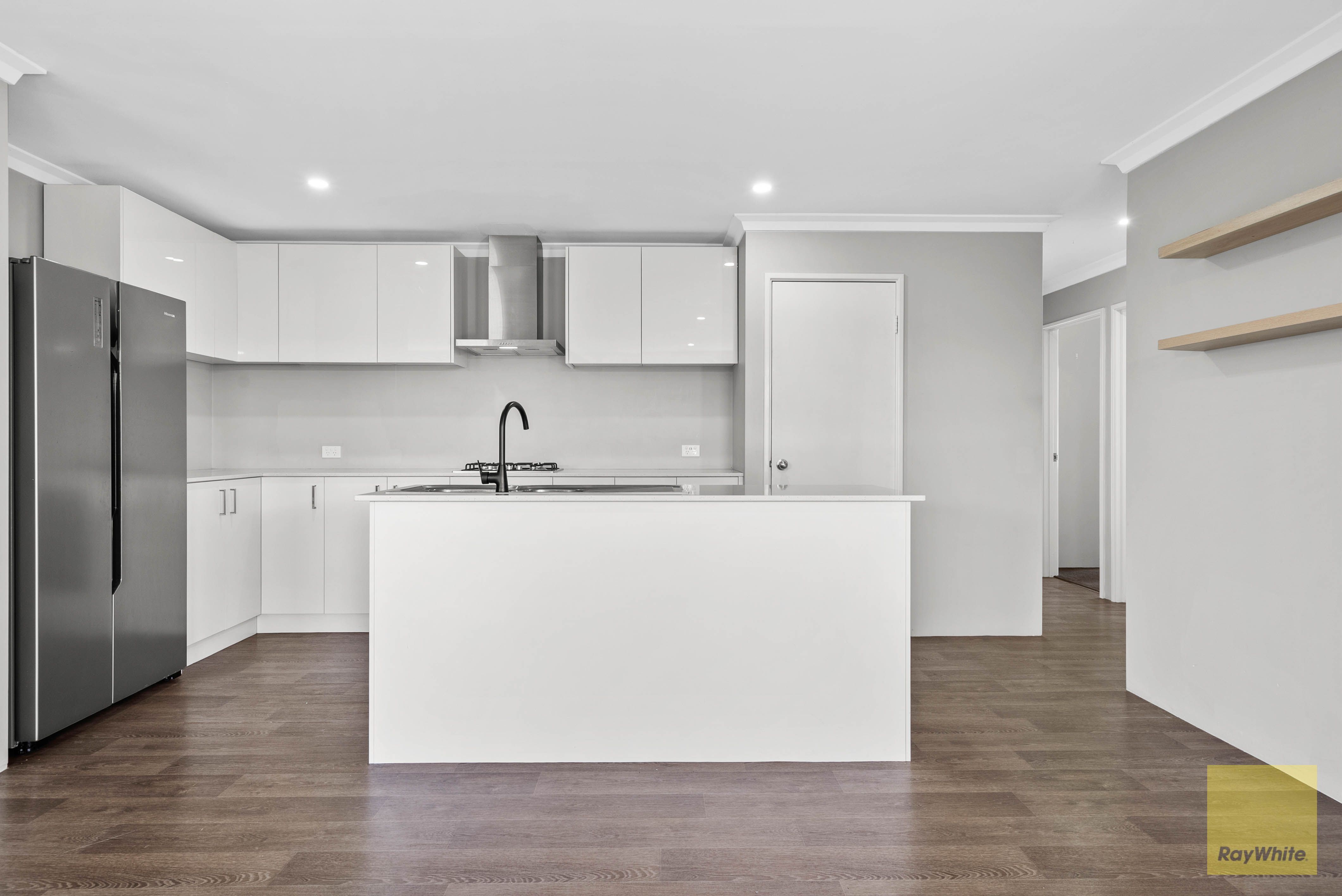 18 Grapple Road — photo 12 of 28