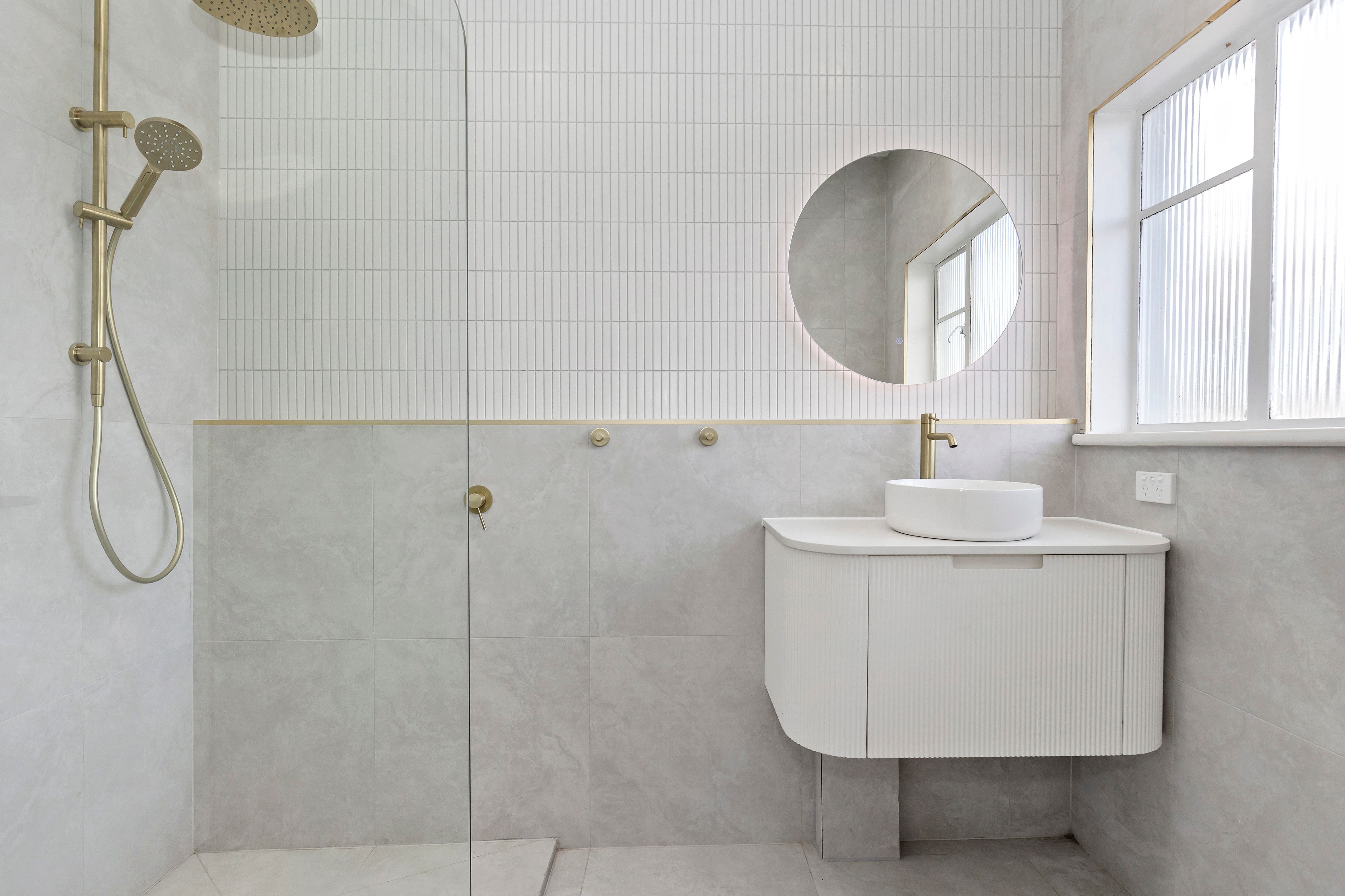 19 Hall Street — photo 7 of 10