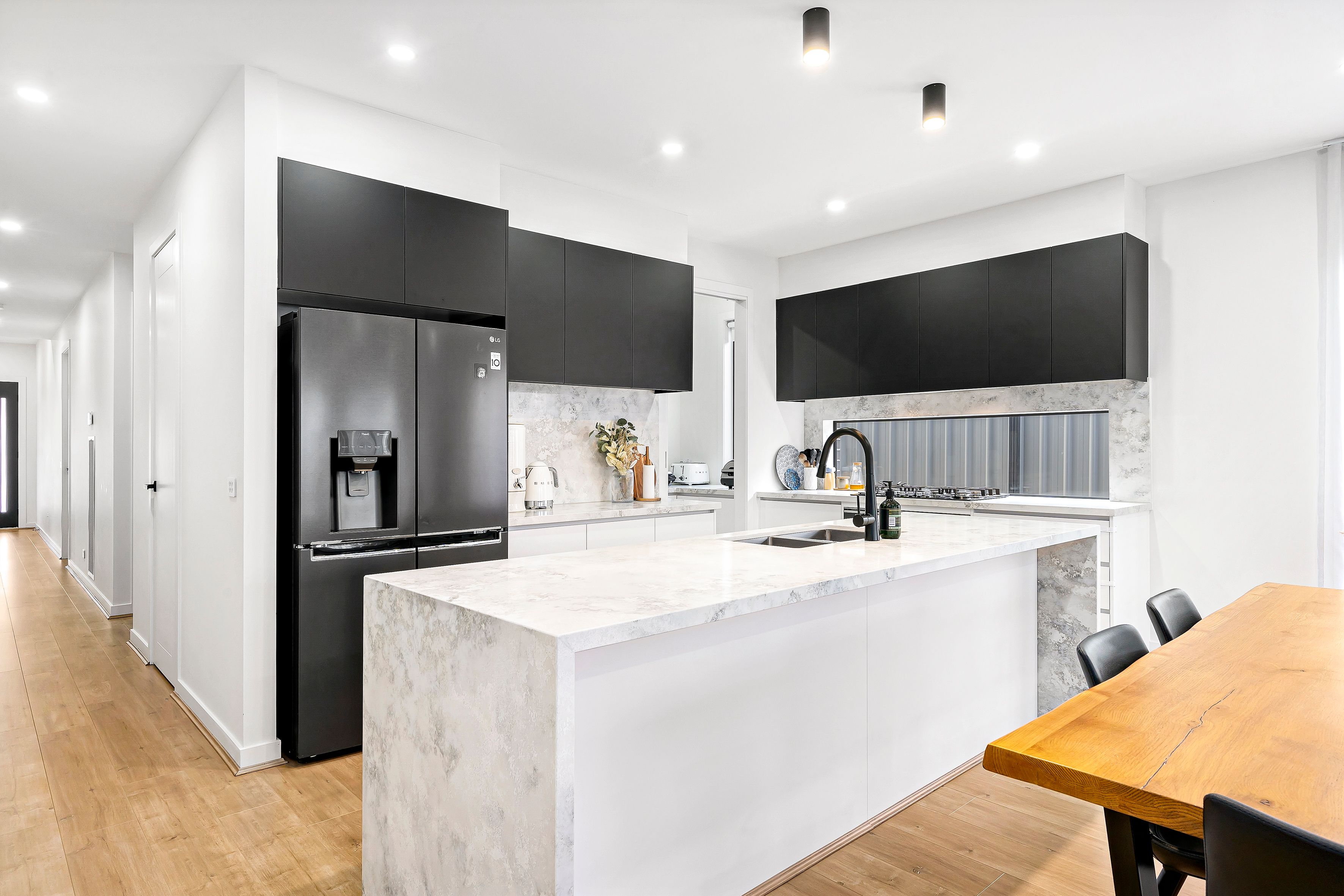 20 Coronado Avenue, Craigieburn, VIC 3064