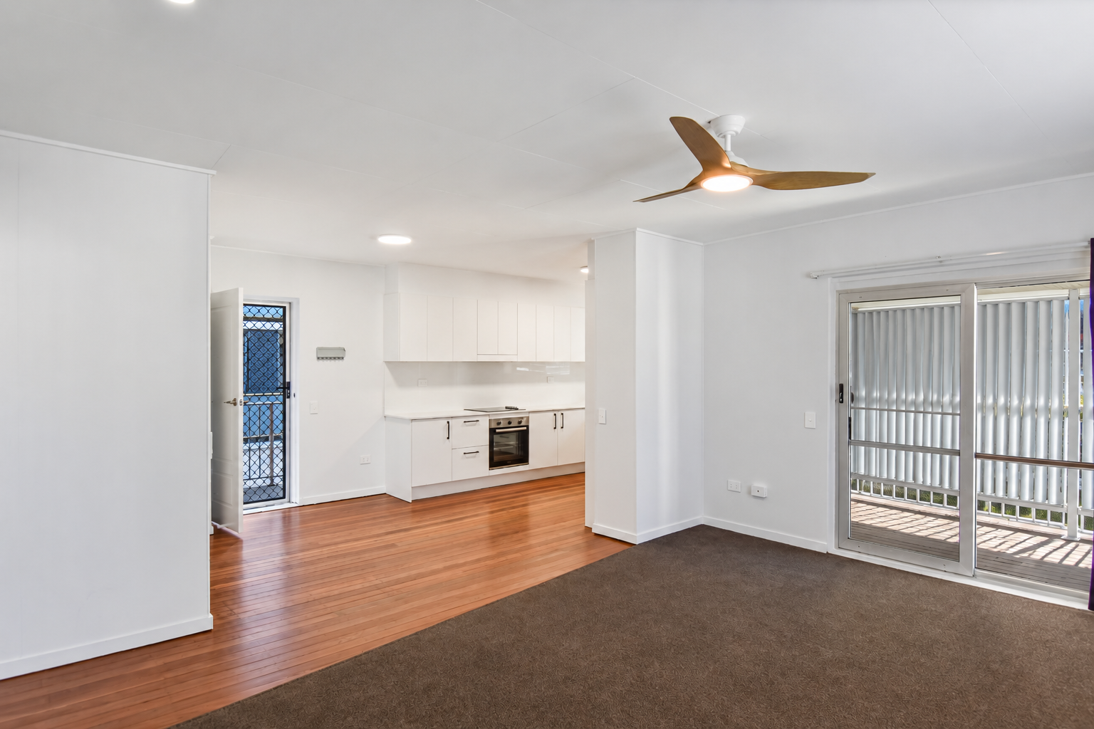 2/15 Dingle Avenue, Kings Beach, QLD 4551
