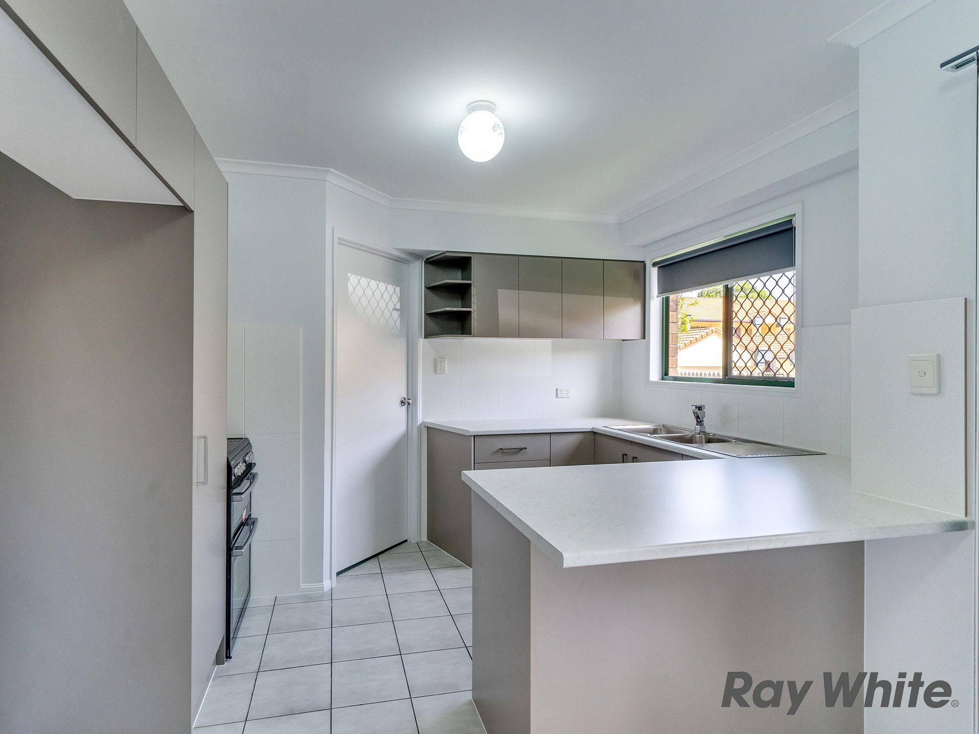 6/15 Napier Place, Forest Lake, QLD 4078