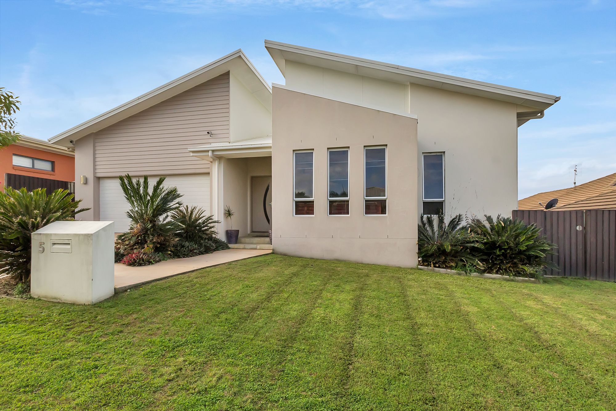 5 Redbay Street, Upper Coomera QLD 4209