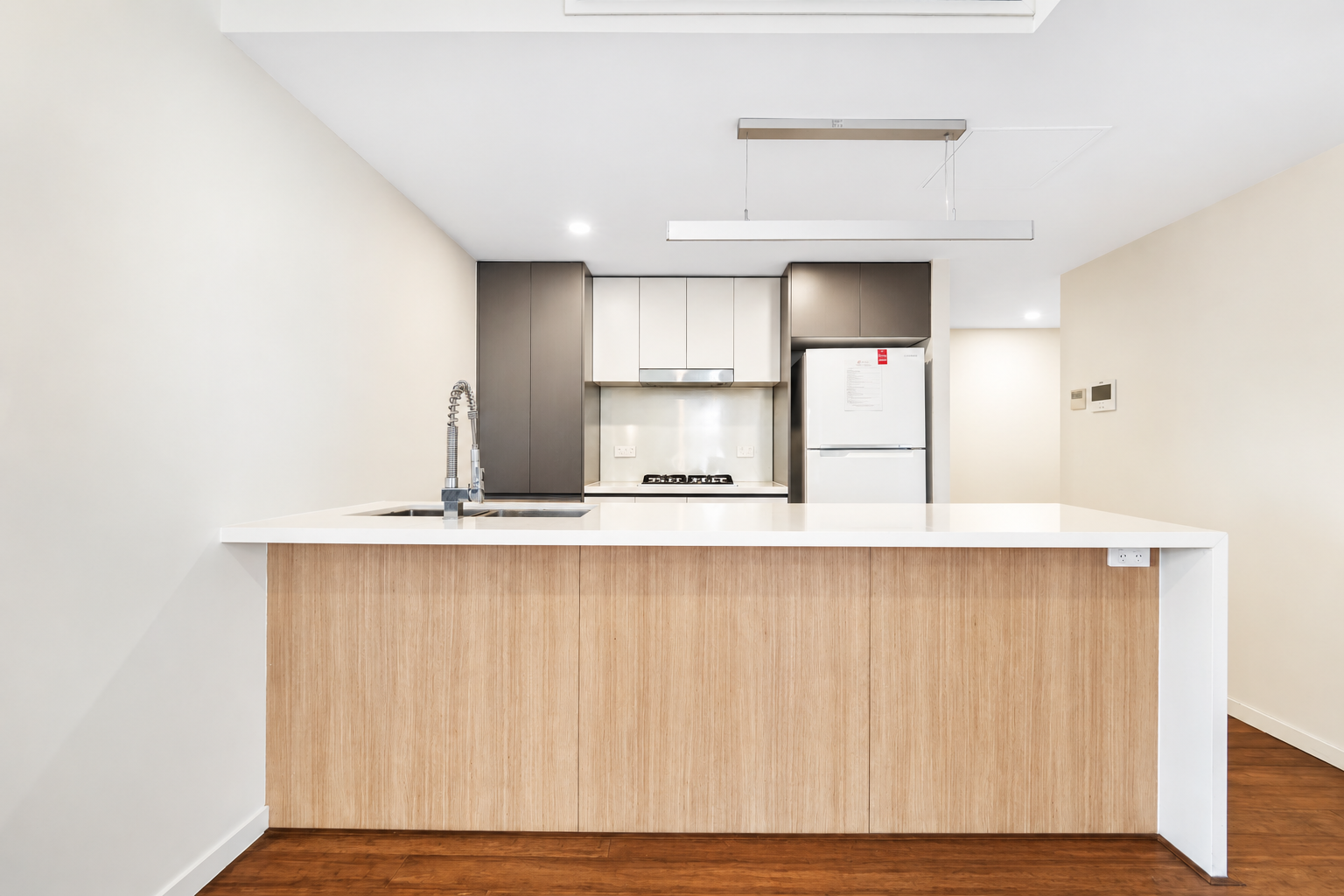 203/14 Brereton Street — photo 4 of 14