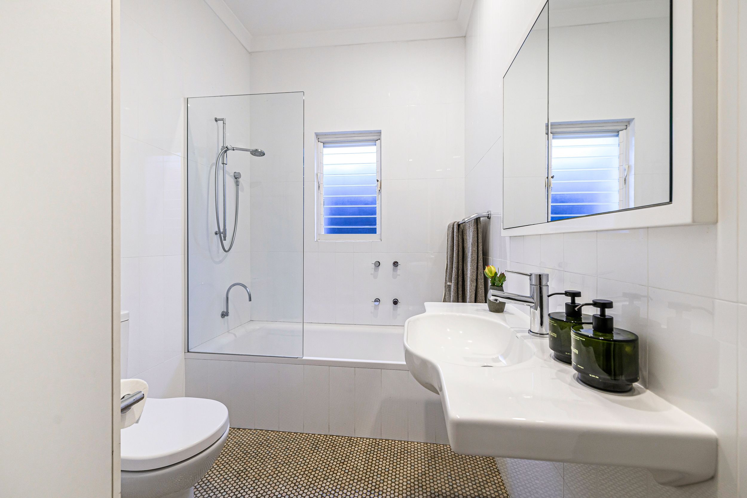 8 Saunders Street — photo 18 of 30