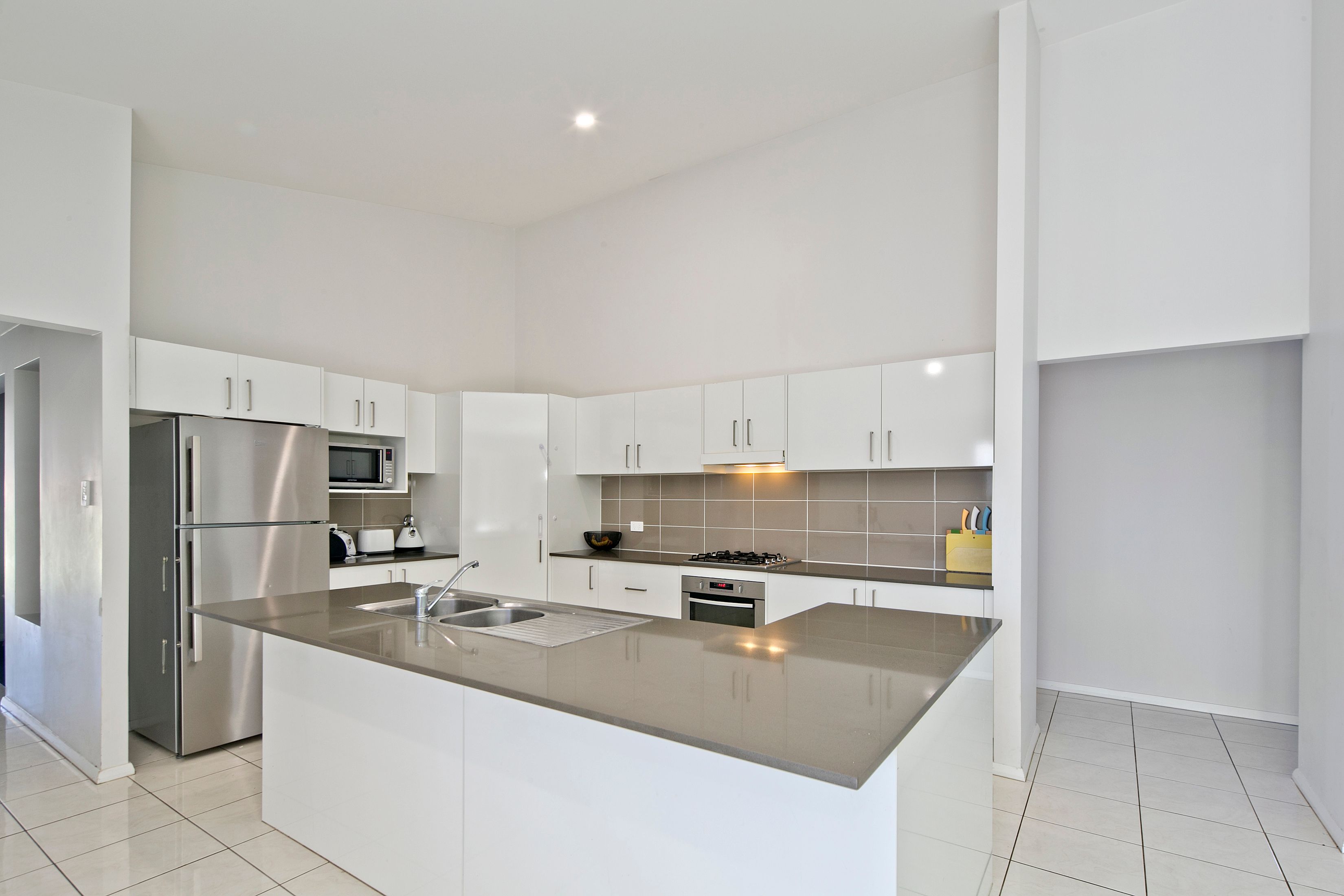 8 Stoney Creek Road, Marulan, NSW 2579