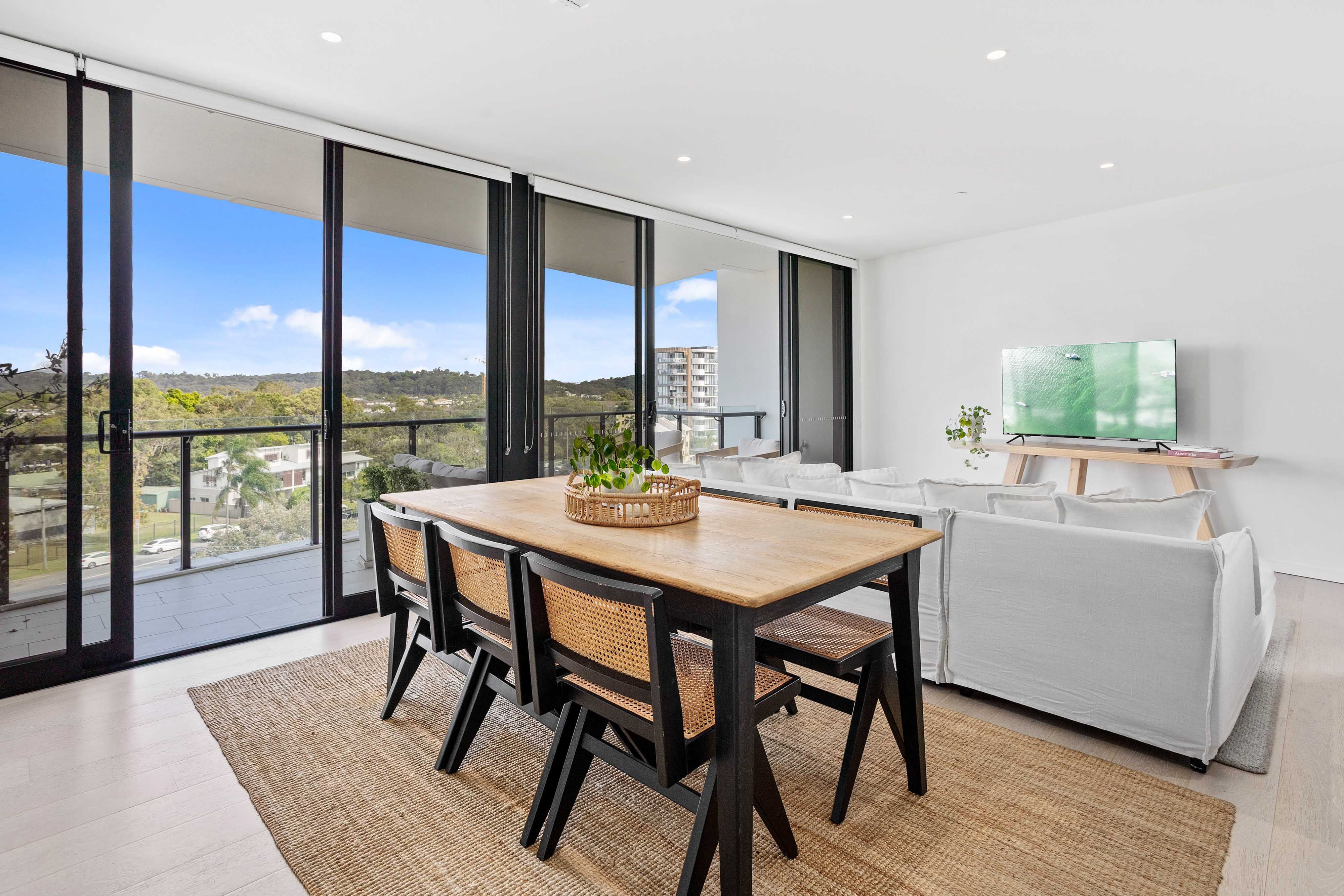 2509/1328 Gold Coast Highway — photo 5 of 18