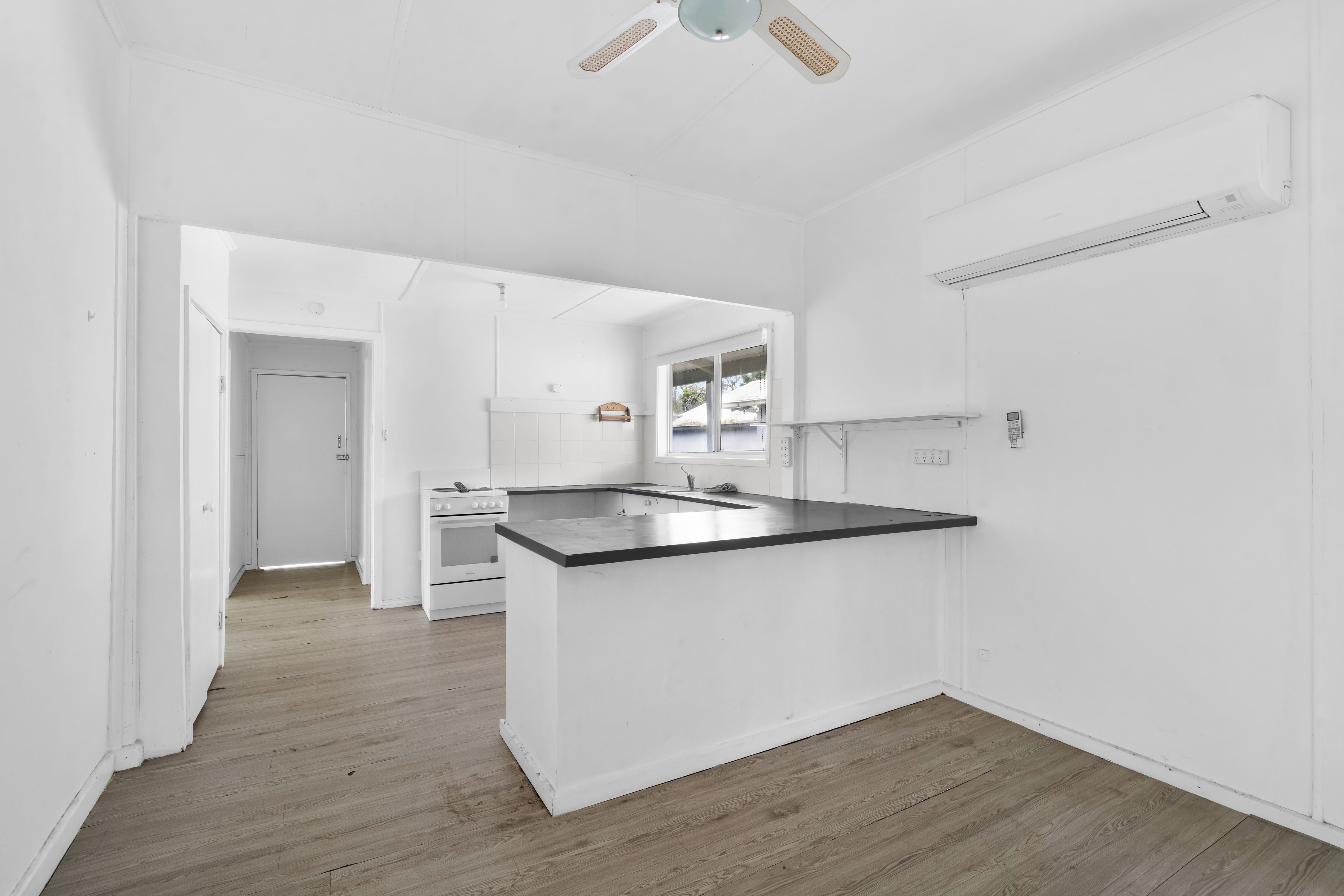 705 Robinsons Road — photo 3 of 24