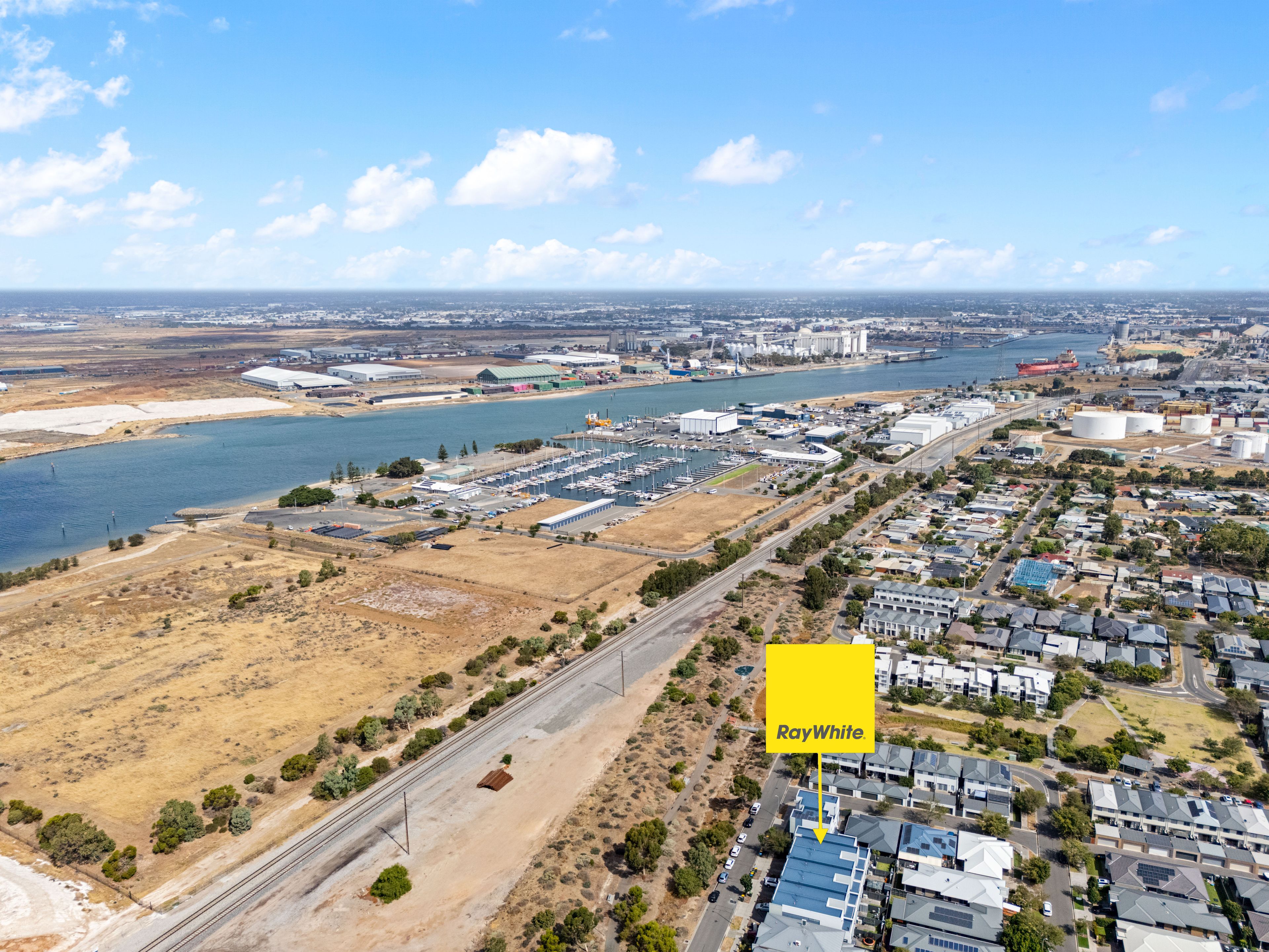 33 Kuranye Circuit, Largs North, SA 5016