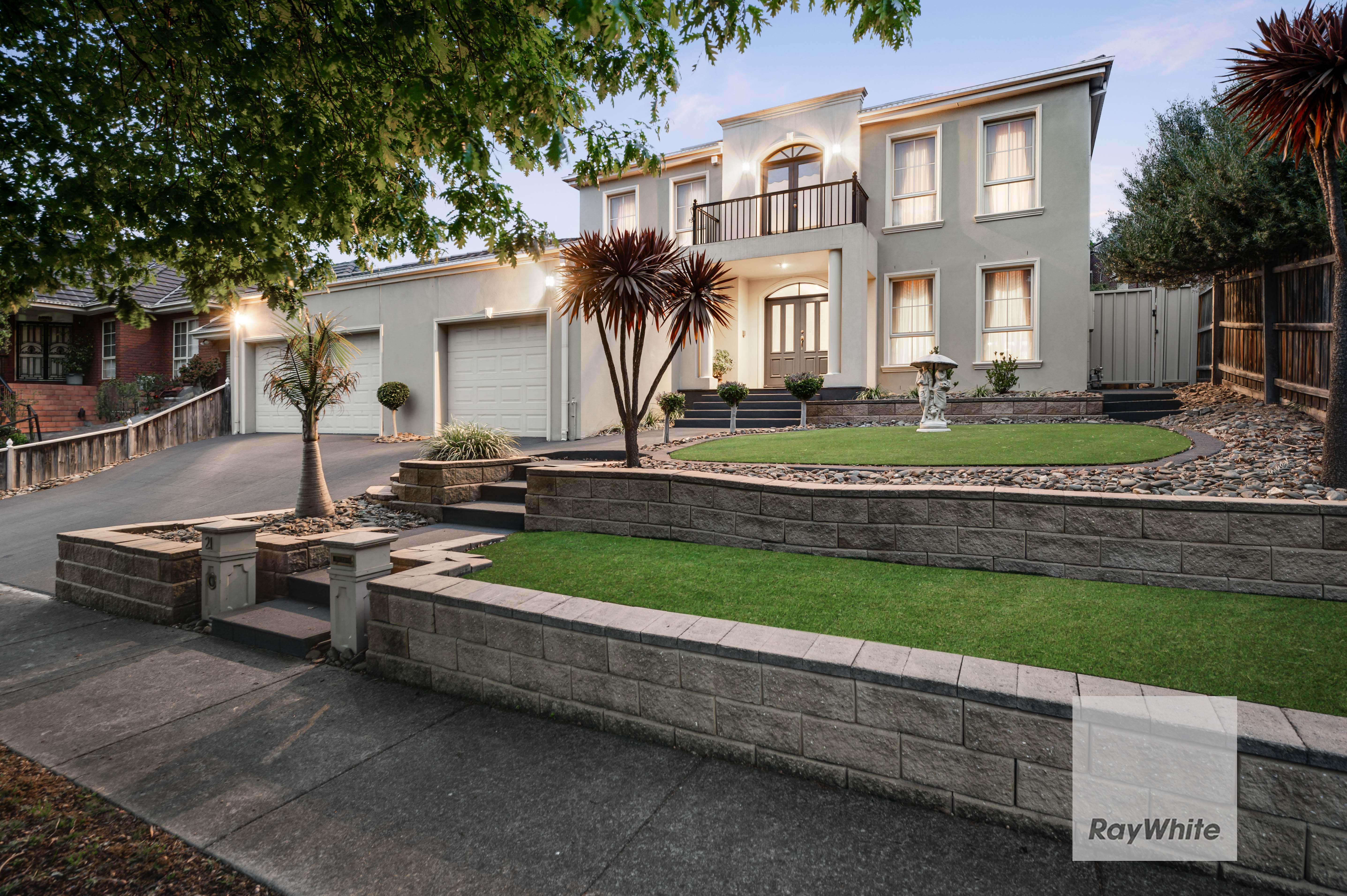 21 Glenmore Place, Greenvale VIC 3059
