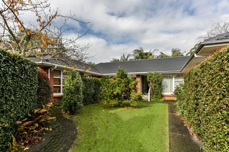 House 2/12 Bella Vista Road, Herne Bay, Auckland City