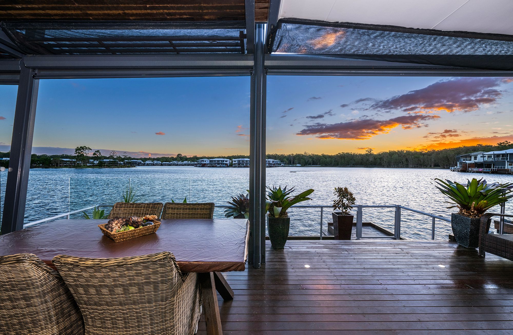 10/1 Manacor Place, Coombabah, QLD 4216