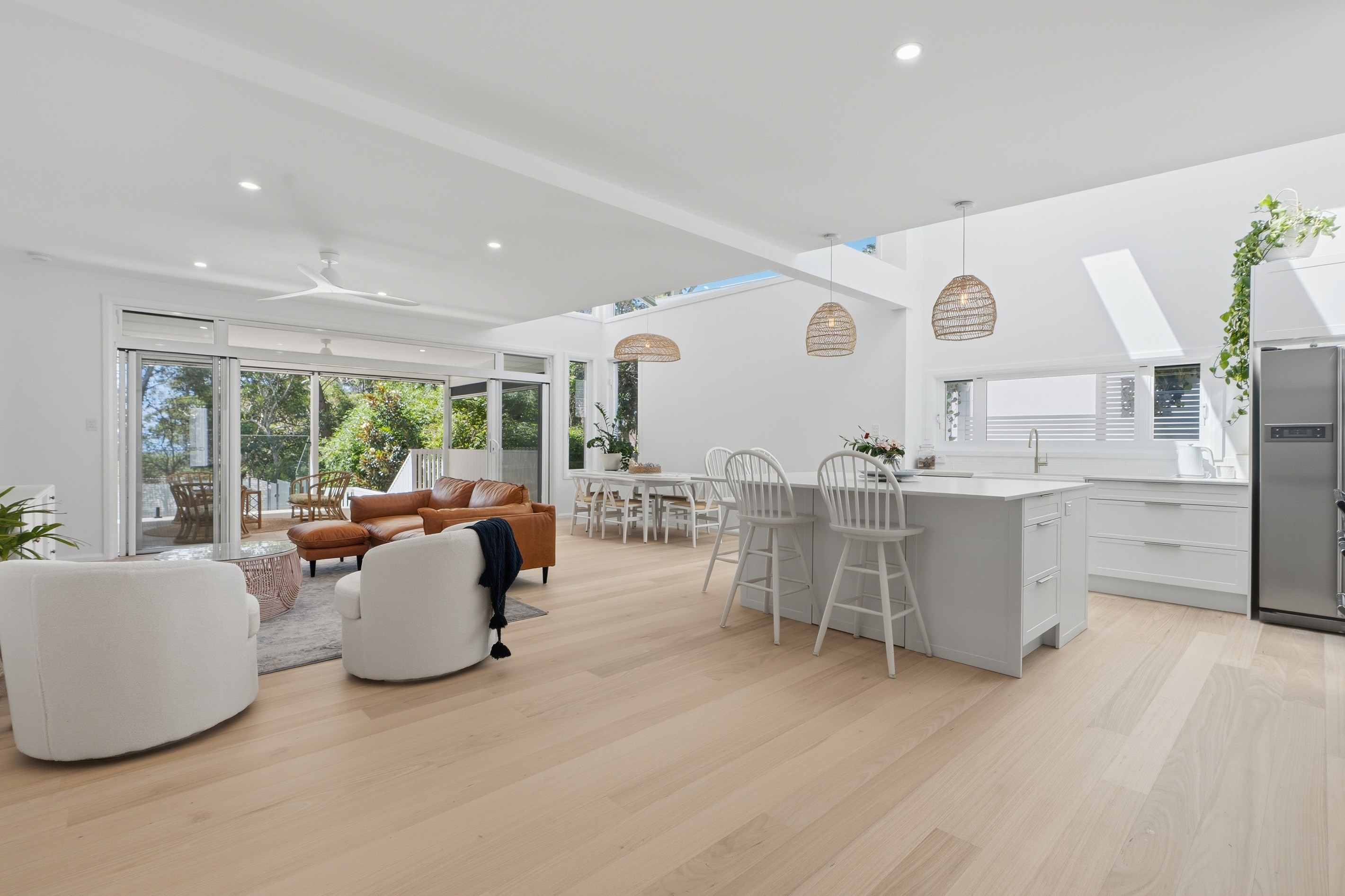 10 Murray Street, Bateau Bay, NSW 2261