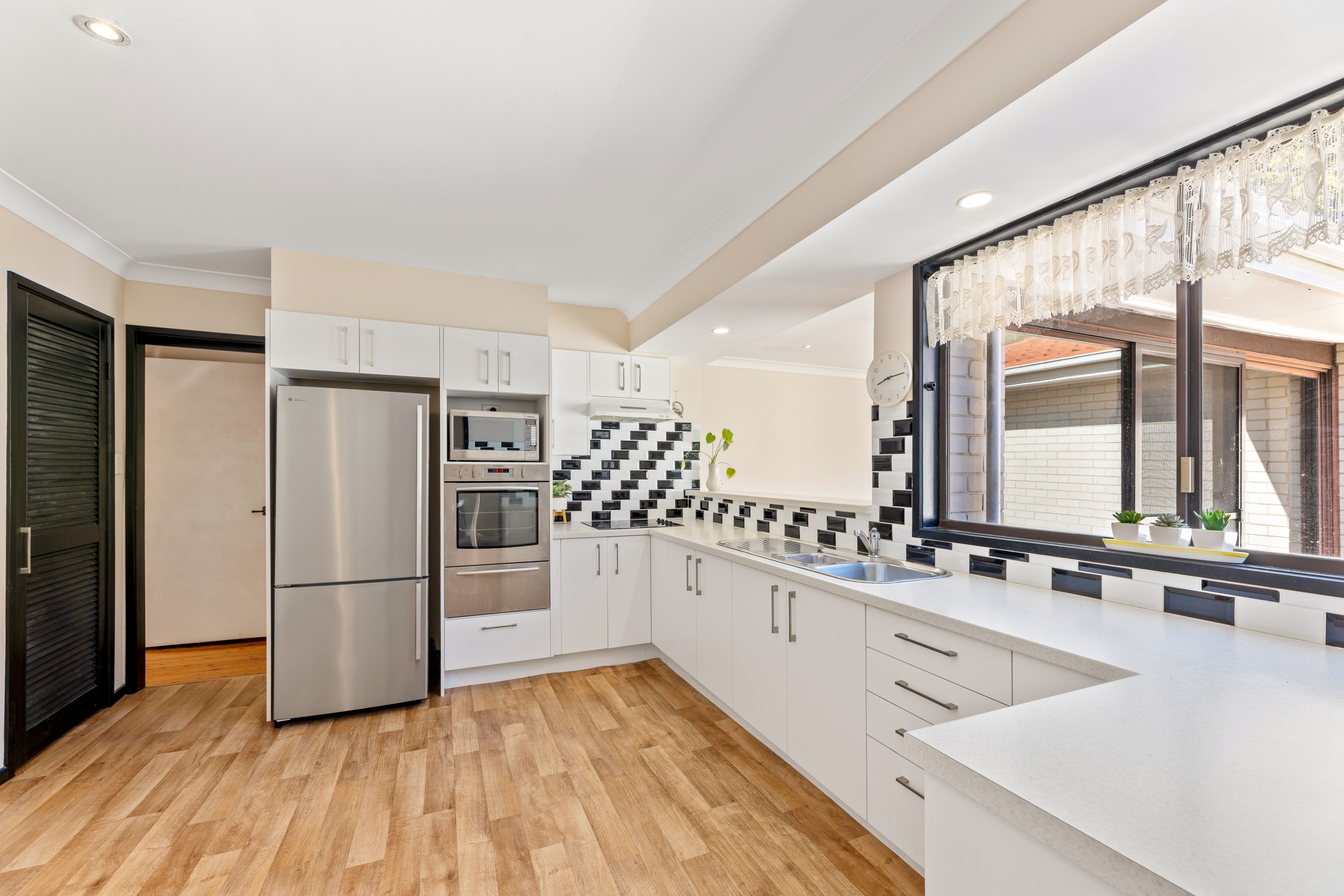 5 Poplar Place, Kirrawee, NSW 2232