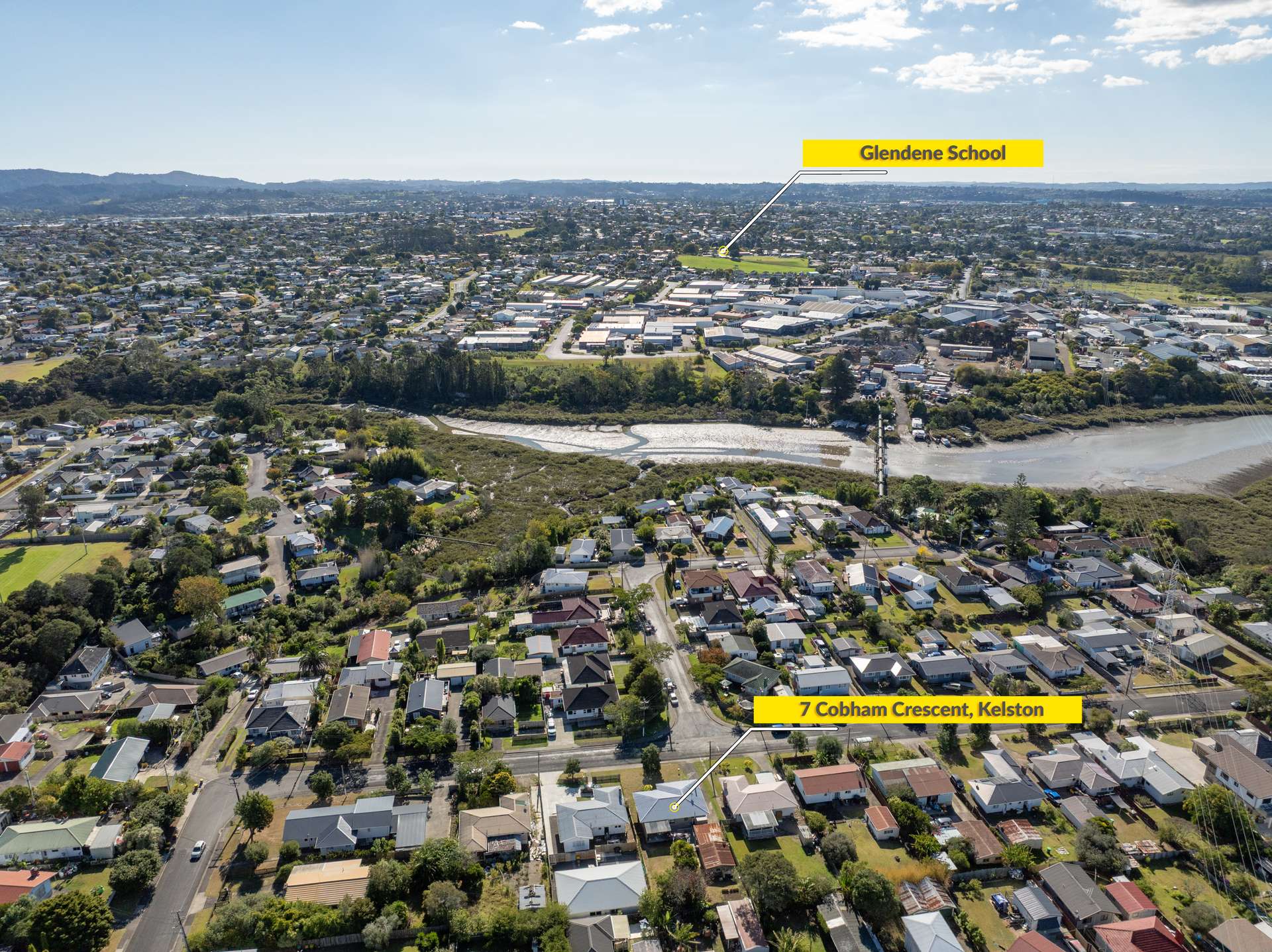 7 Cobham Crescent photo 14