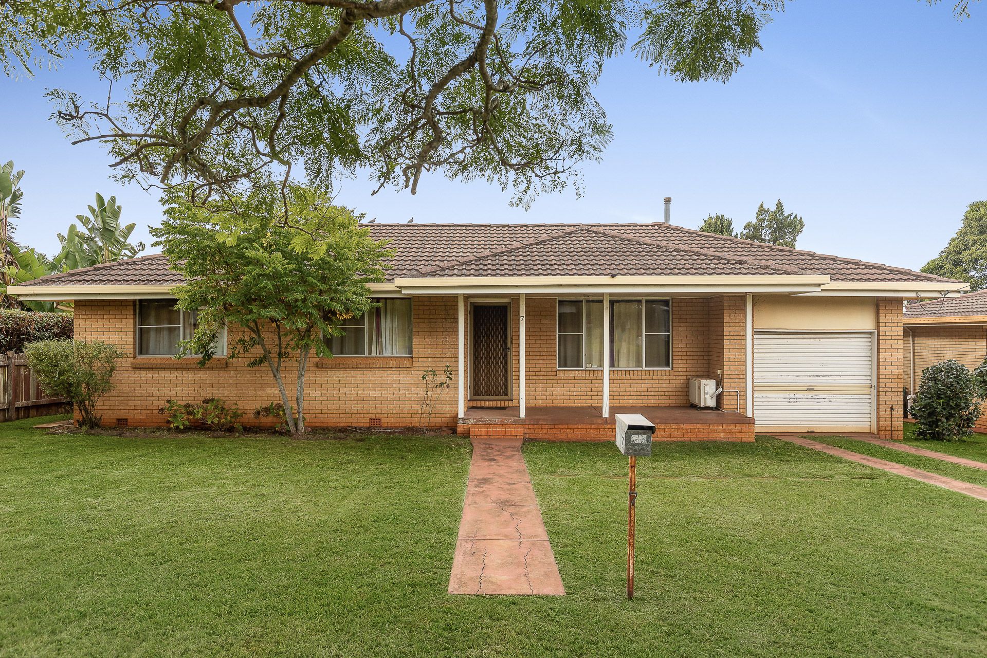 7 Bryan Street, Darling Heights QLD 4350