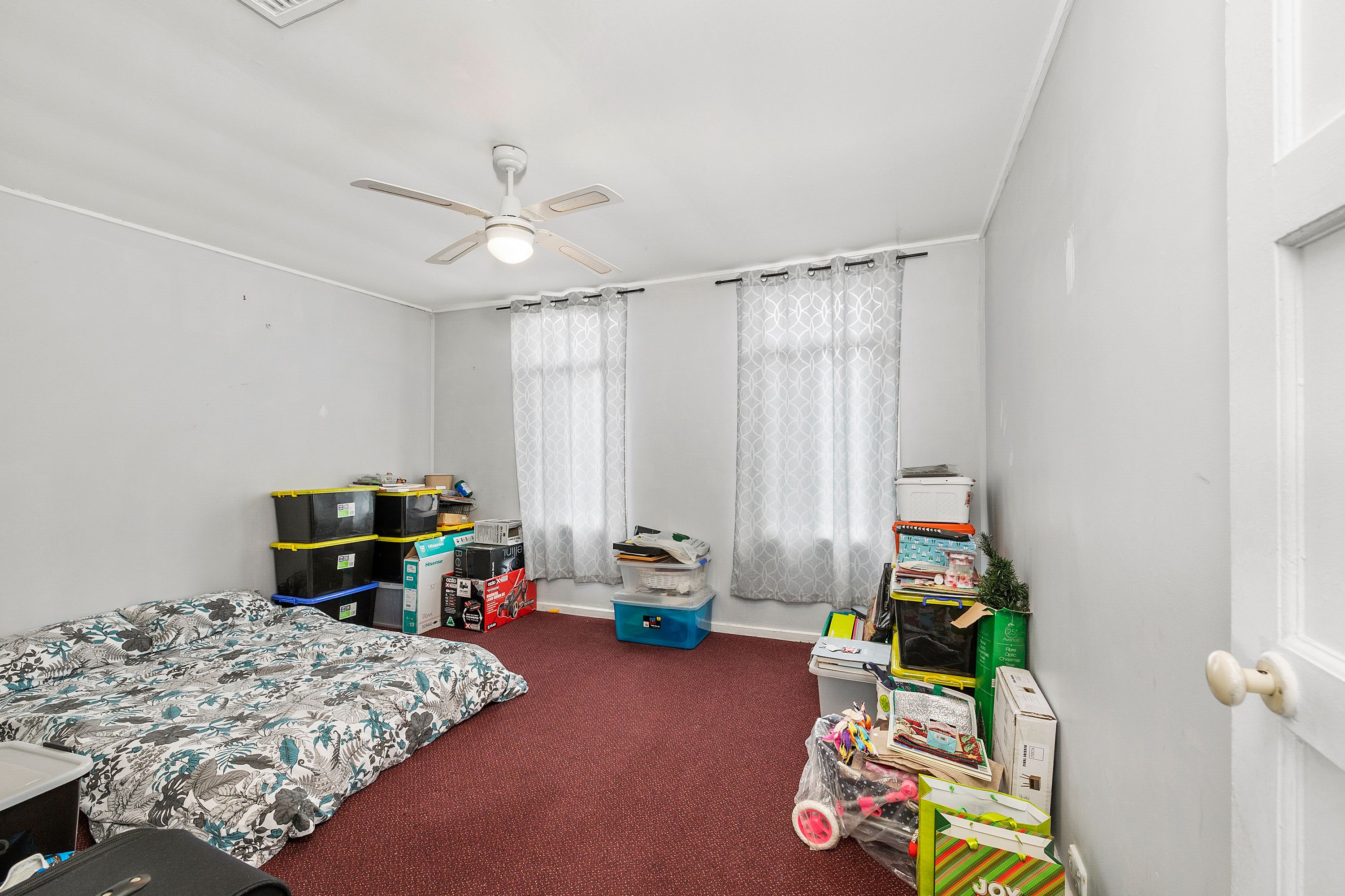 17 Steven Crescent — photo 5 of 13