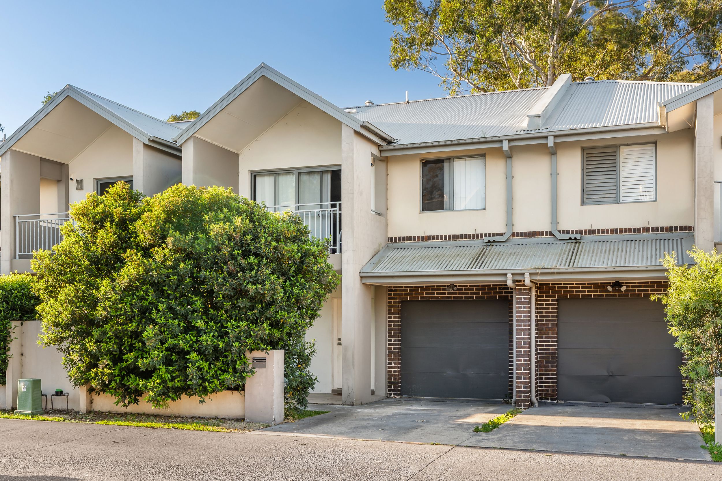 27 Firetail Circuit — photo from Ray White Glenmore Park