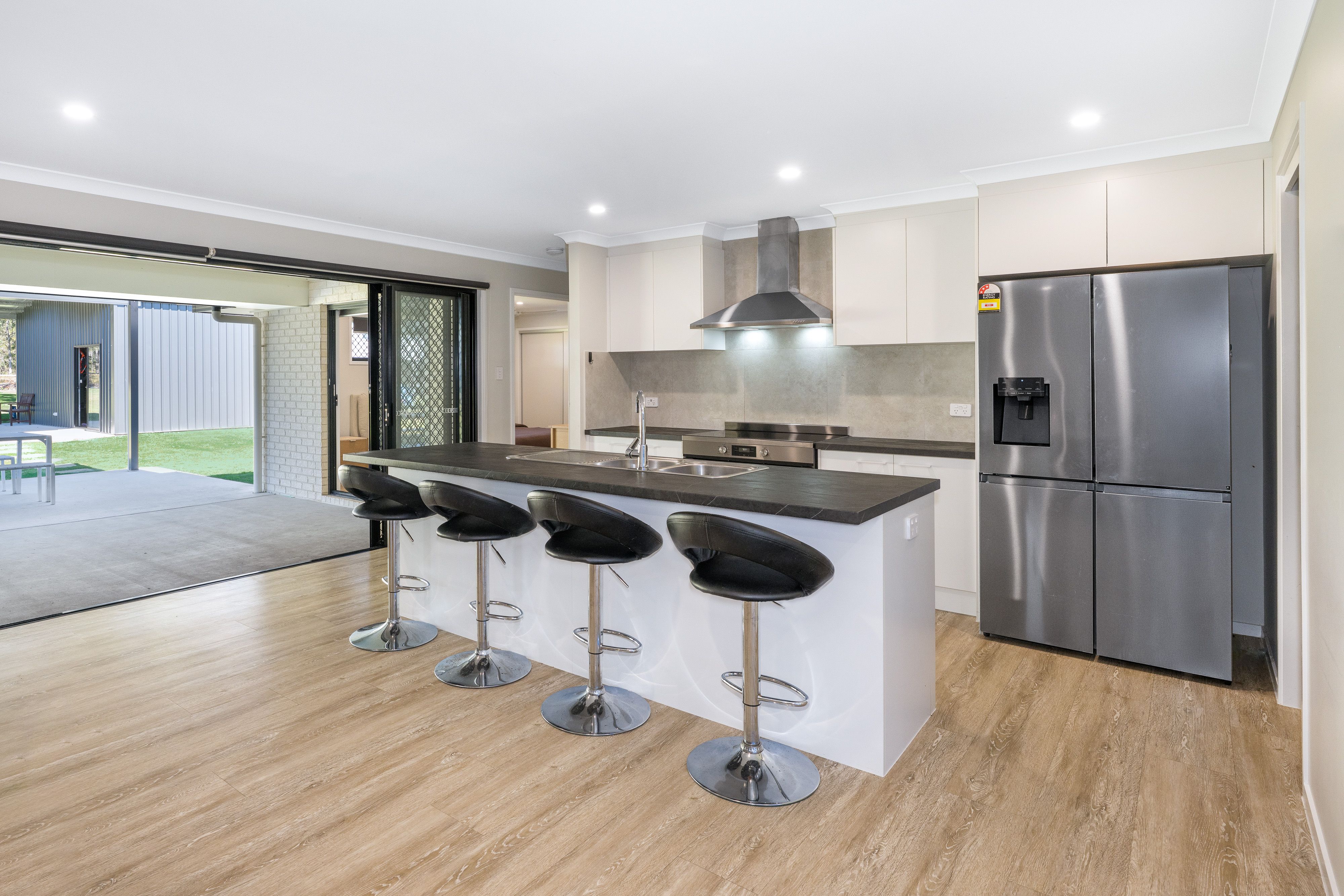 52 Brookvale Drive — photo 7 of 22