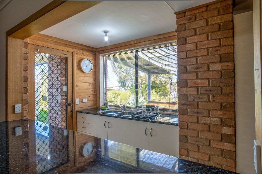 Unit1/18 Bell Street, Ironbark, VIC 3550