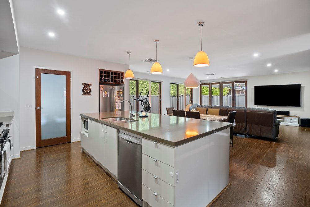7 Zeus Avenue, Cranbourne West, VIC 3977