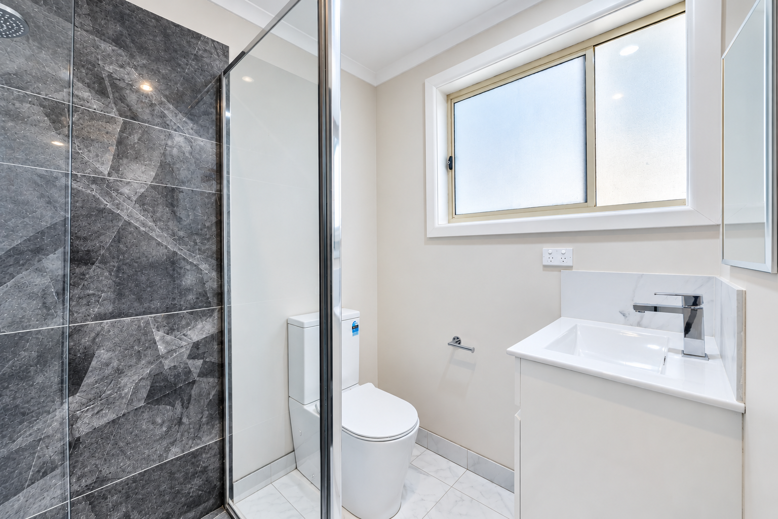 20 Longview Avenue — photo 10 of 16