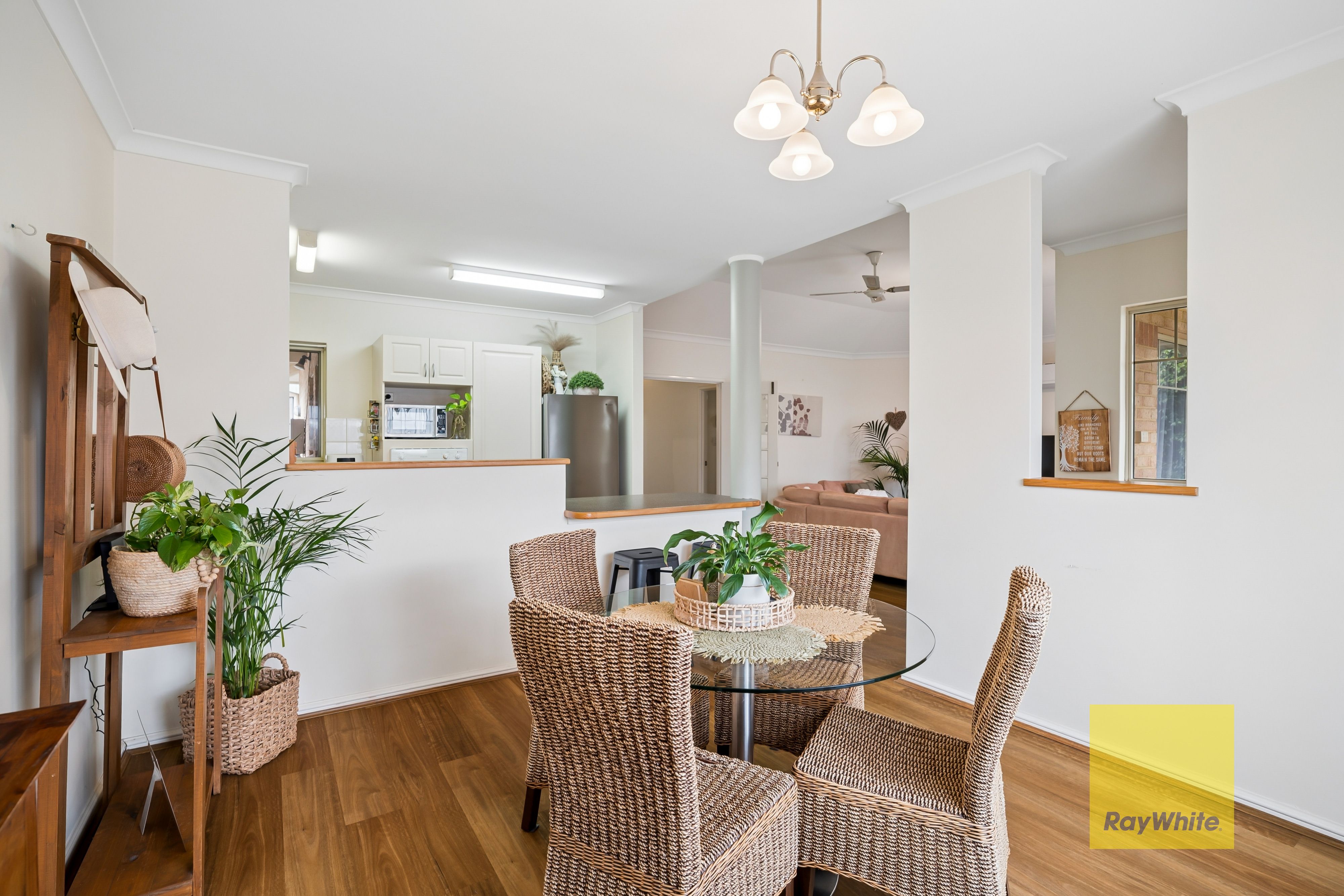 2/18 Canning Road, Kalamunda, WA 6076