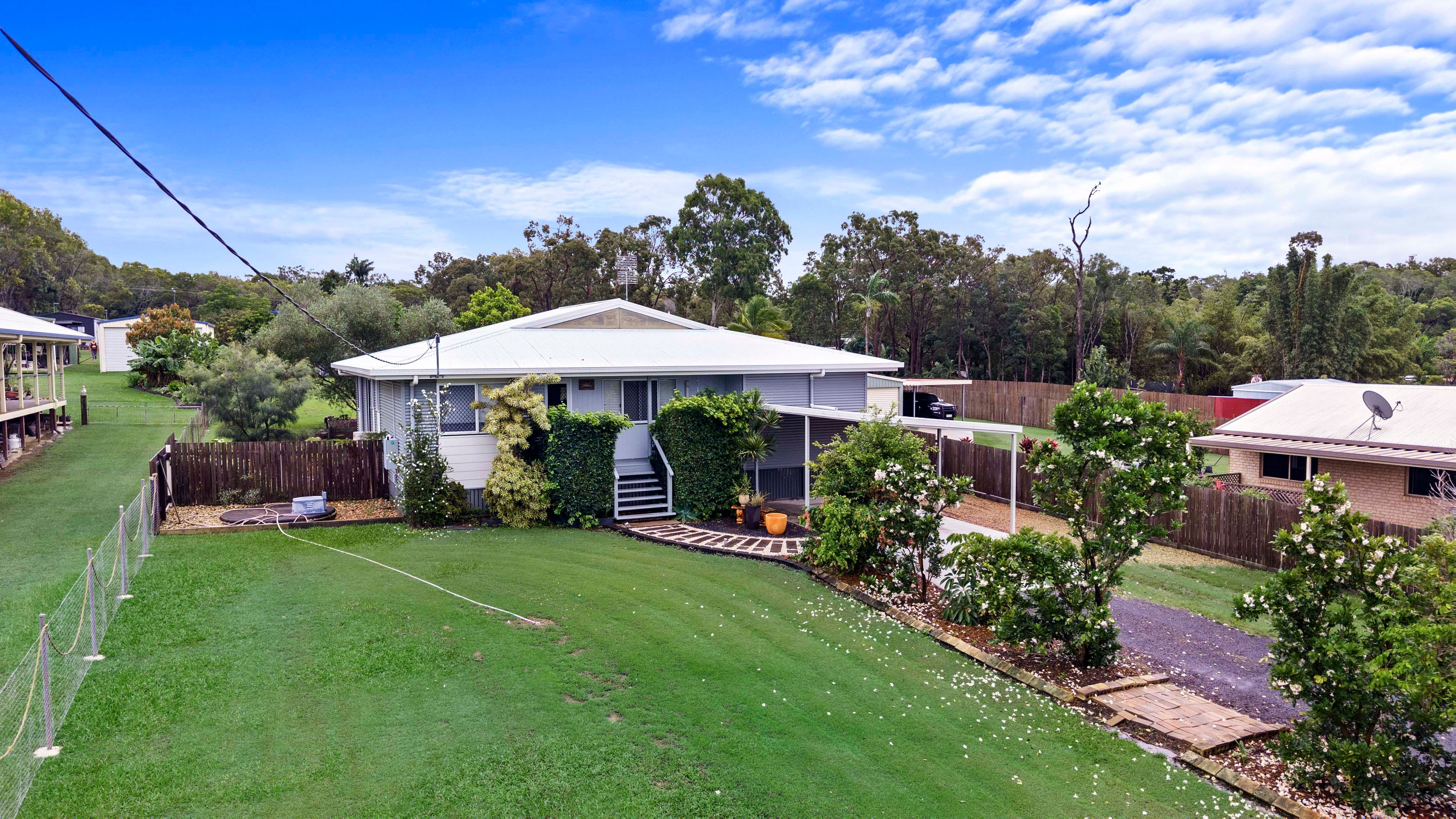 25 Blue Water Road, Booral, QLD 4655