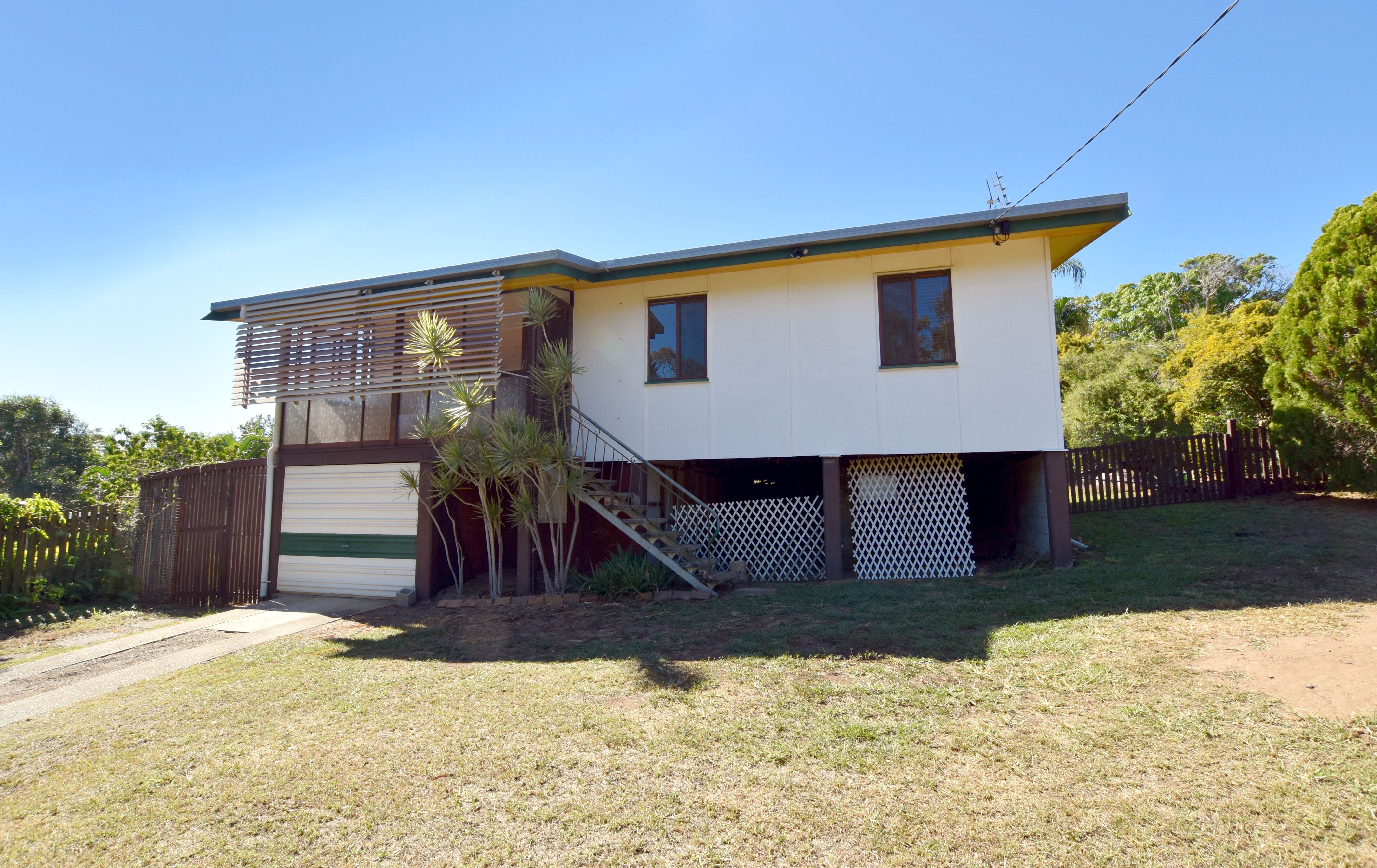 6 Fry Street, West Gladstone, QLD 4680