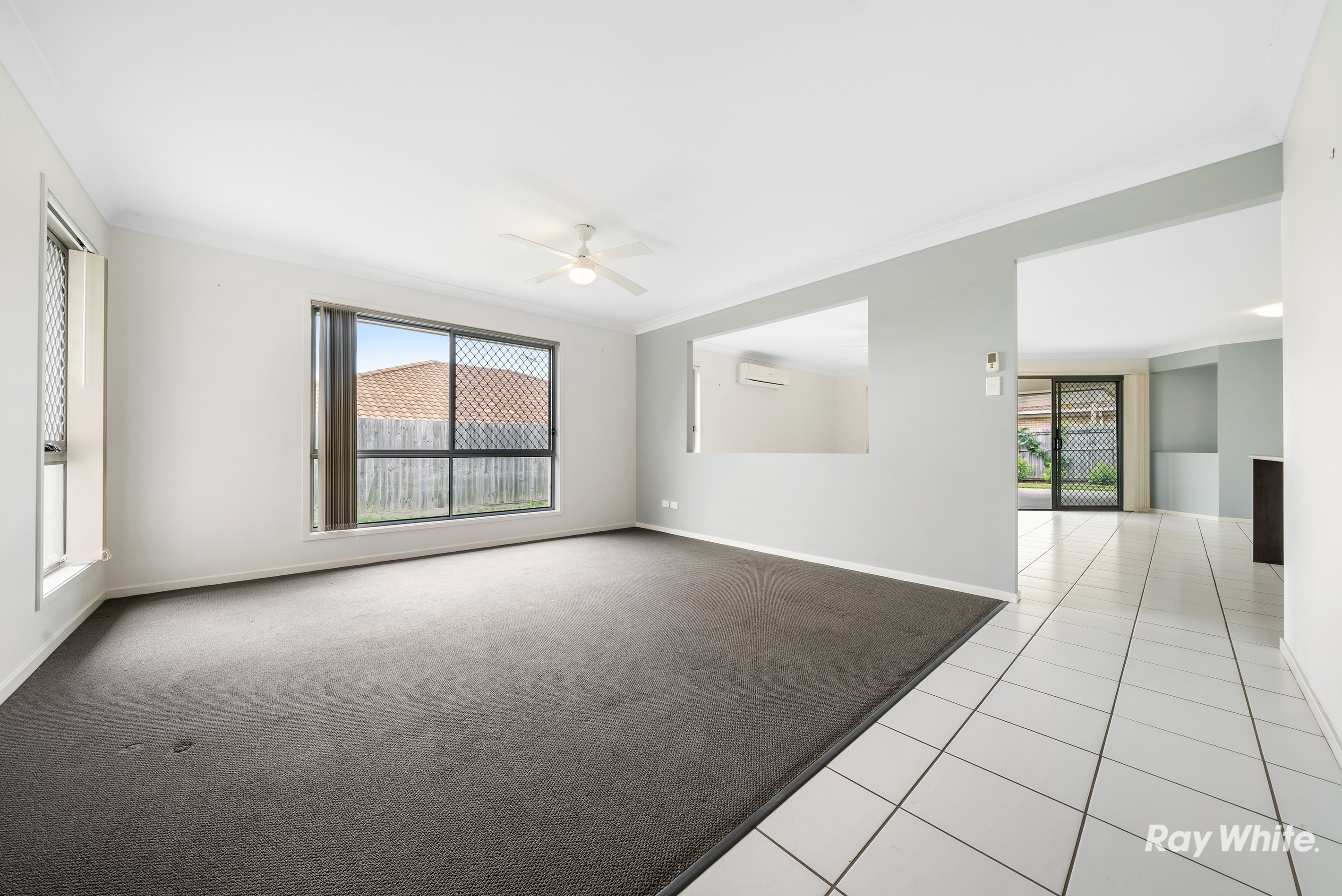 10 Lamberth Road, Regents Park, QLD 4118