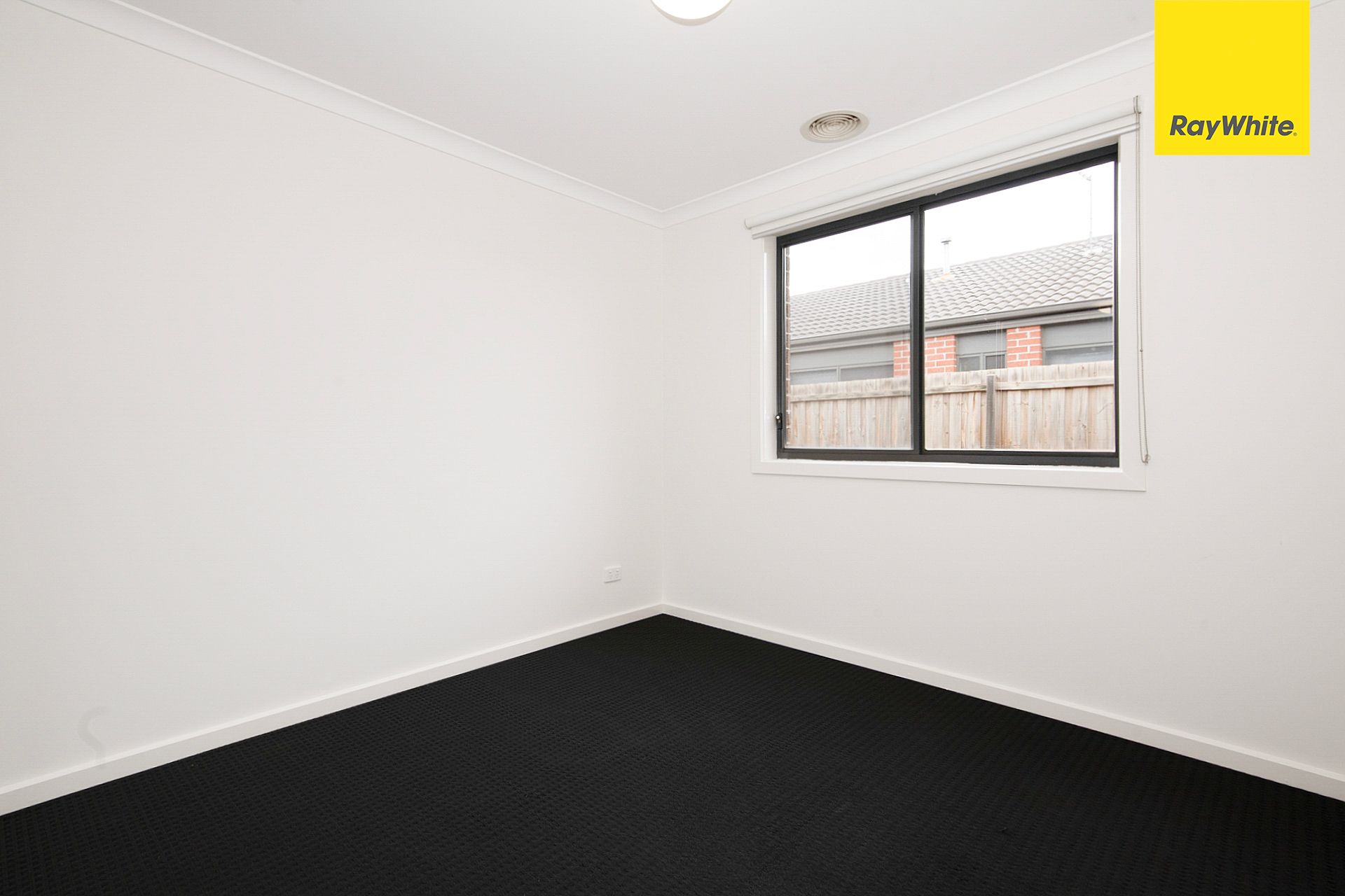 20 Toolern Waters Drive — photo 9 of 17