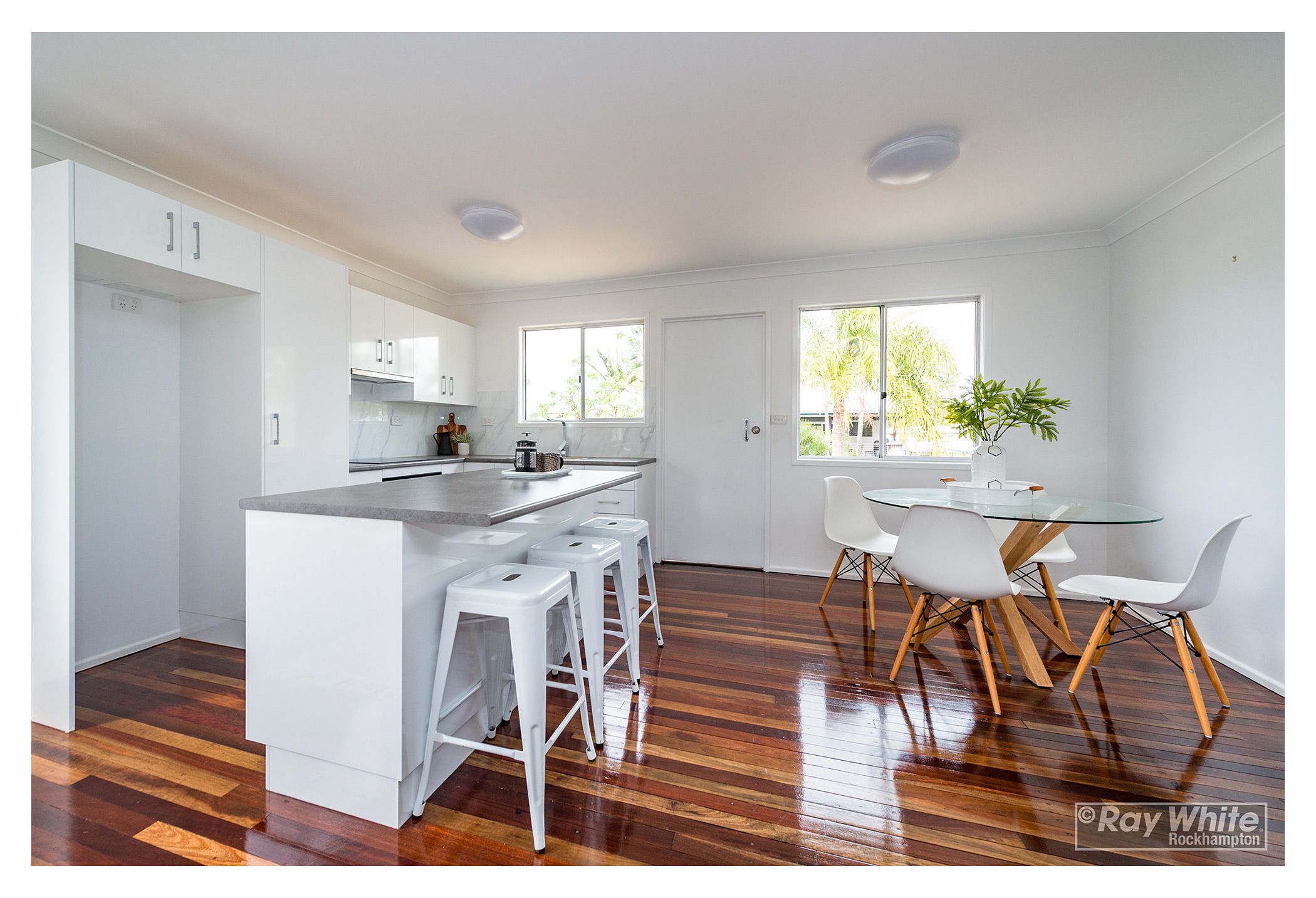 252 Carlton Street, Kawana, QLD 4701