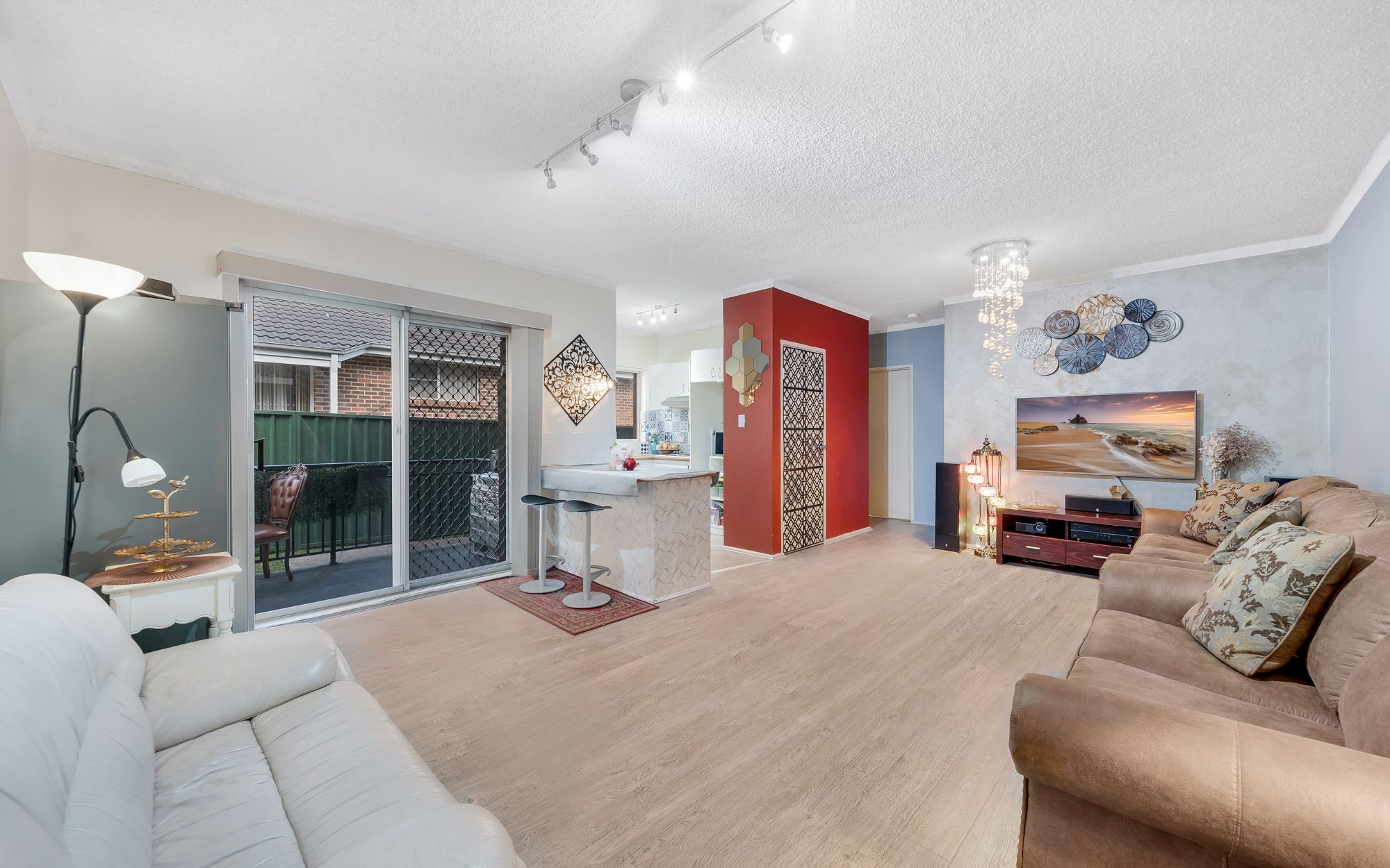 2/6 Reddall Street, Campbelltown, NSW 2560
