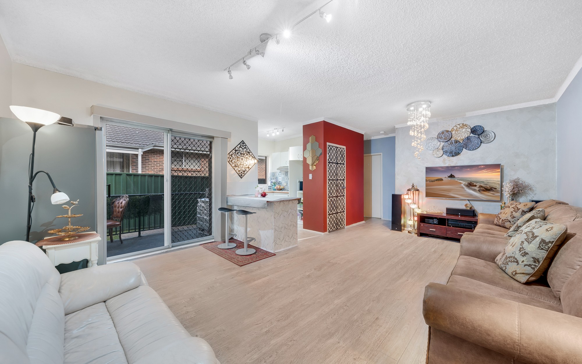 2/6 Reddall Street, Campbelltown, NSW 2560