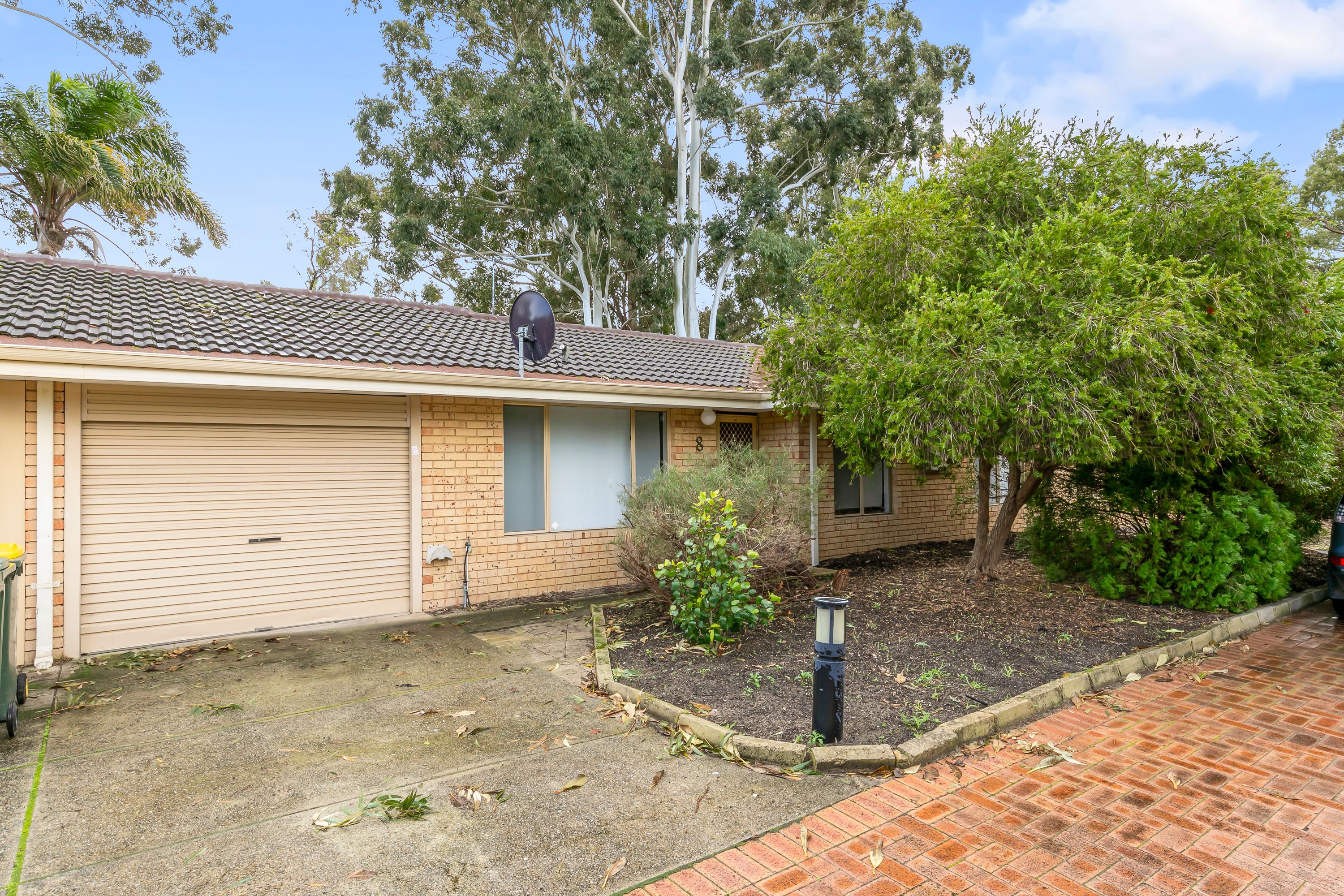 77 Parkview Drive, Ballajura WA 6066