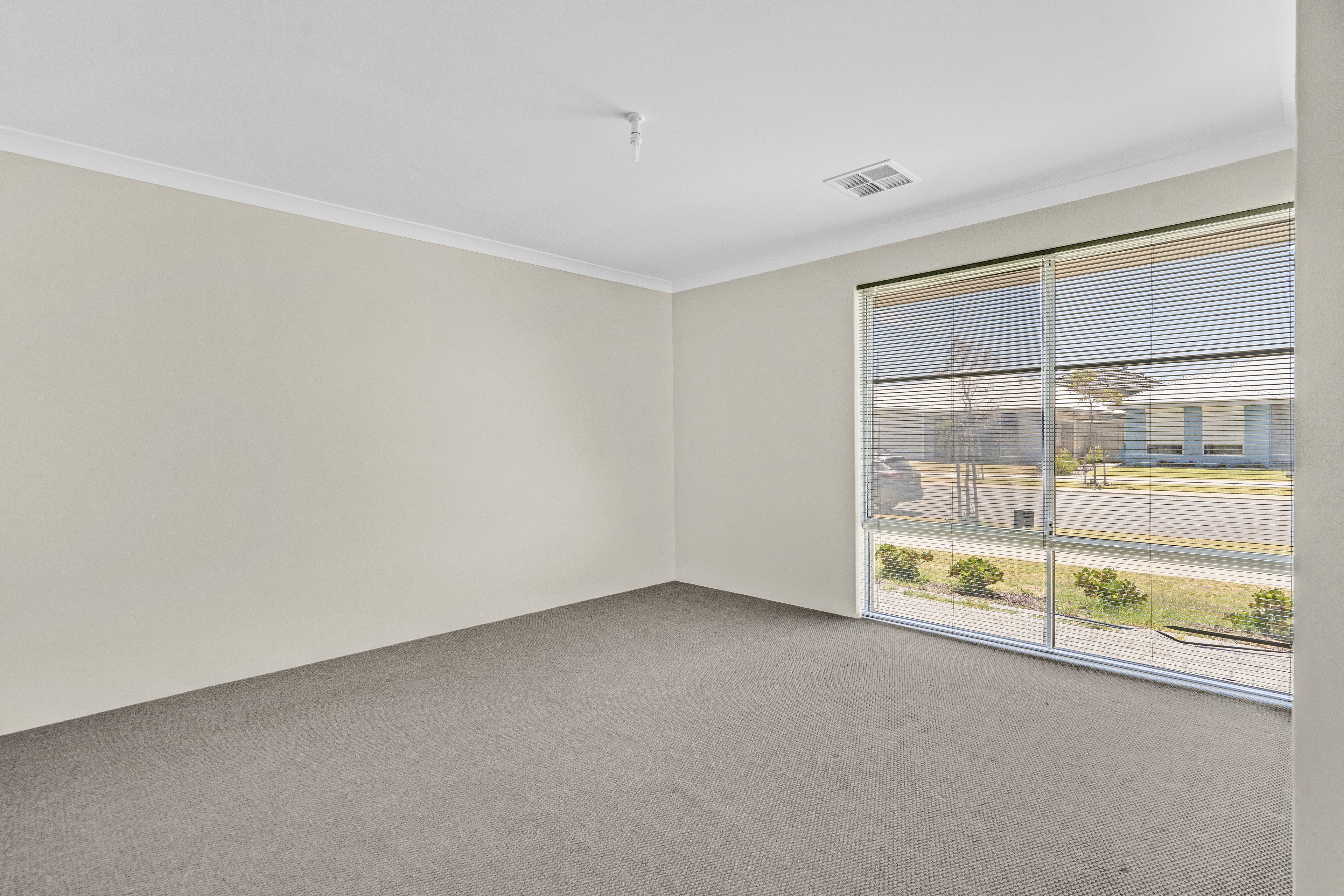 46 Allatoona Avenue, Golden Bay, WA 6174