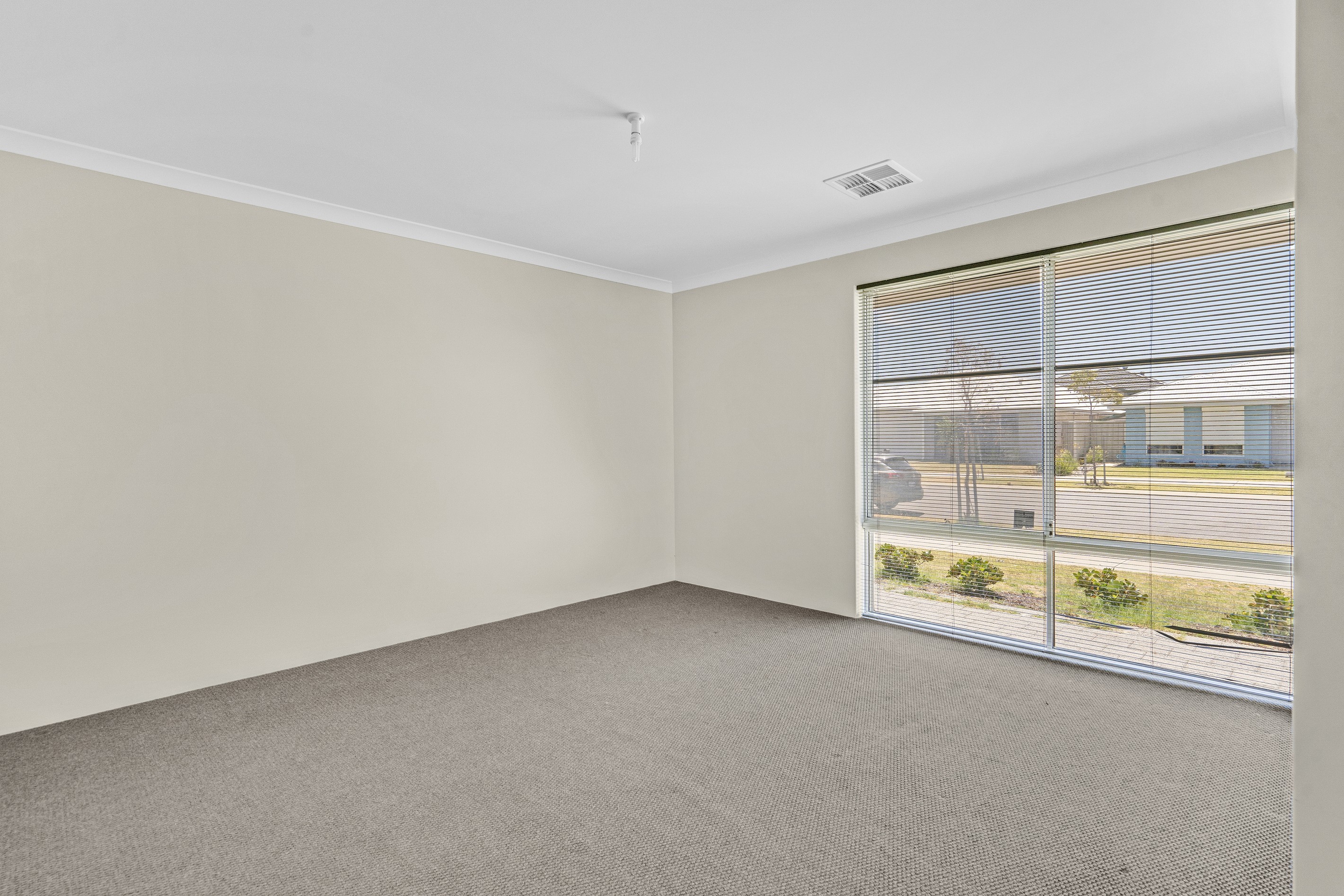 46 Allatoona Avenue, Golden Bay, WA 6174