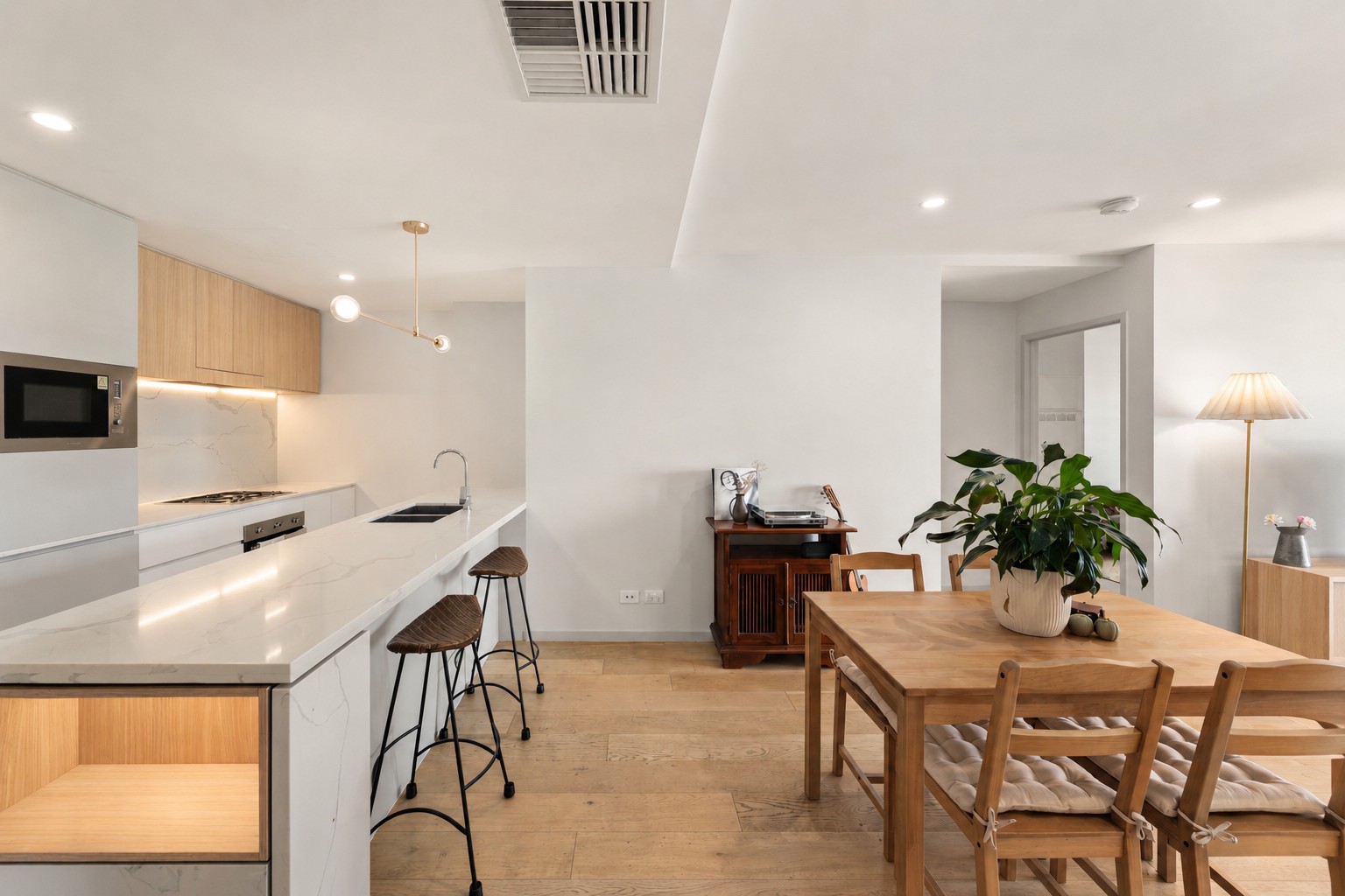 23/11 Priory Street, Indooroopilly, QLD 4068