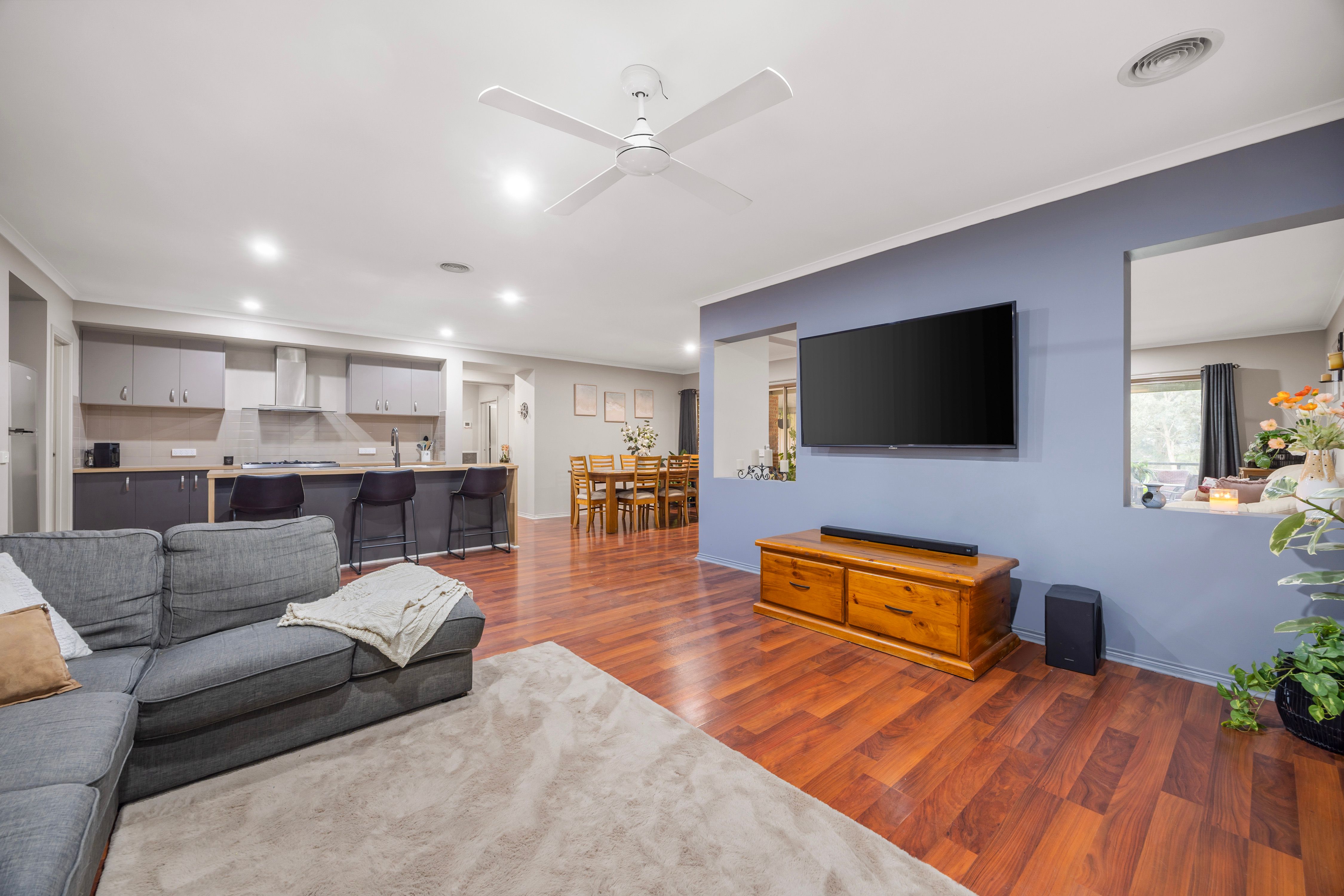 12 Muir Court — photo 3 of 24