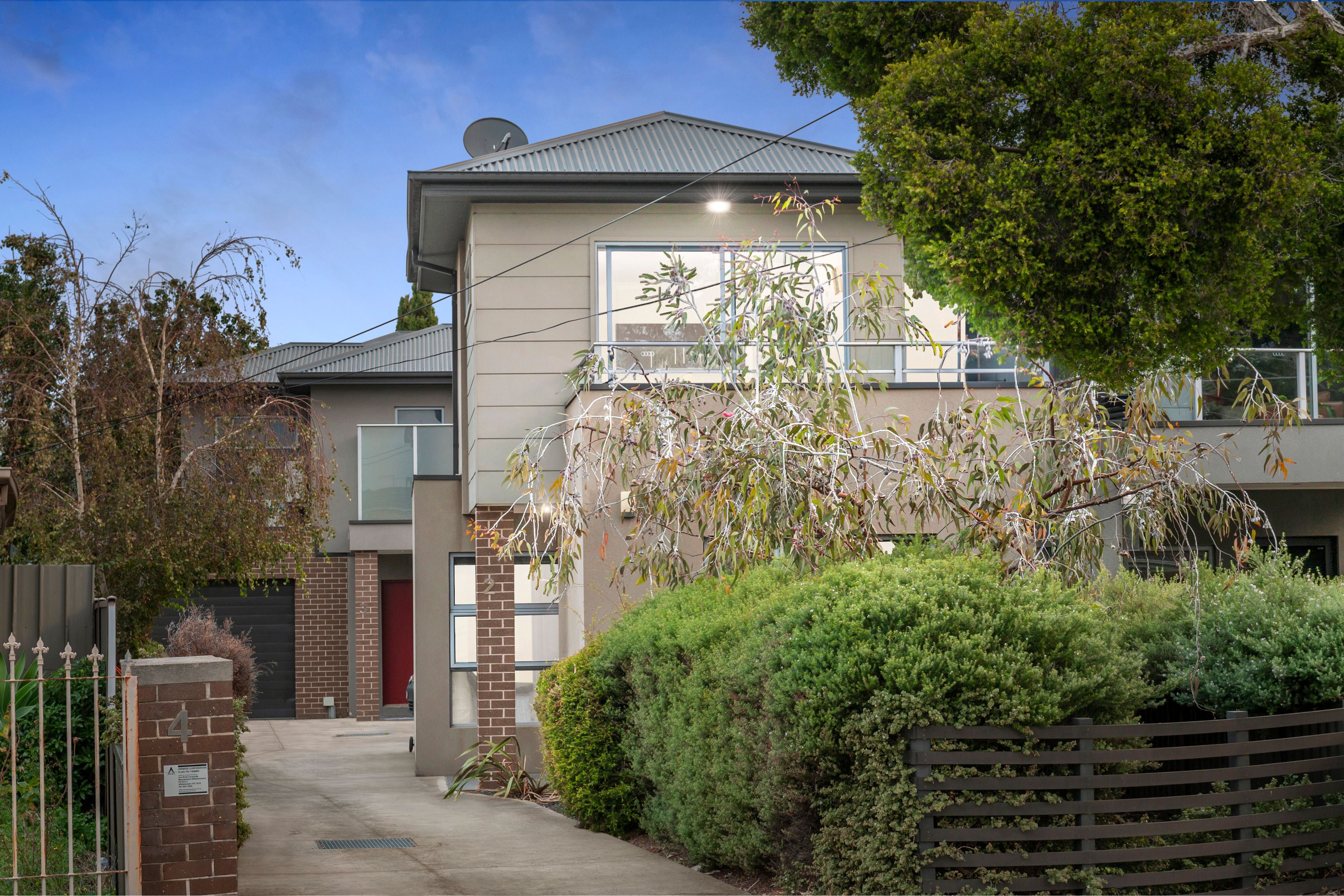 4 Holland Court, Maidstone VIC 3012