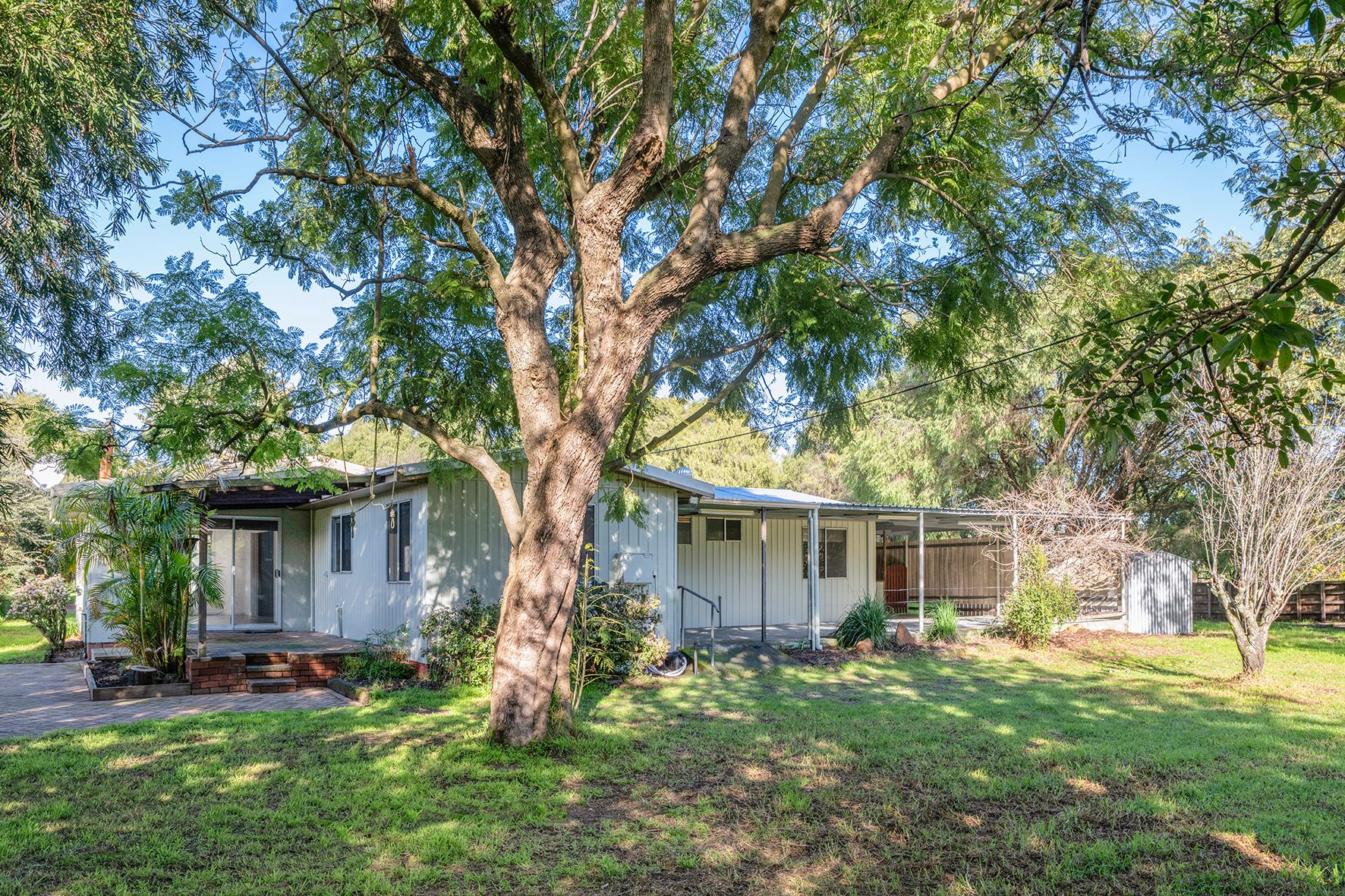 79 Piggott Road, Sabina River, WA 6280
