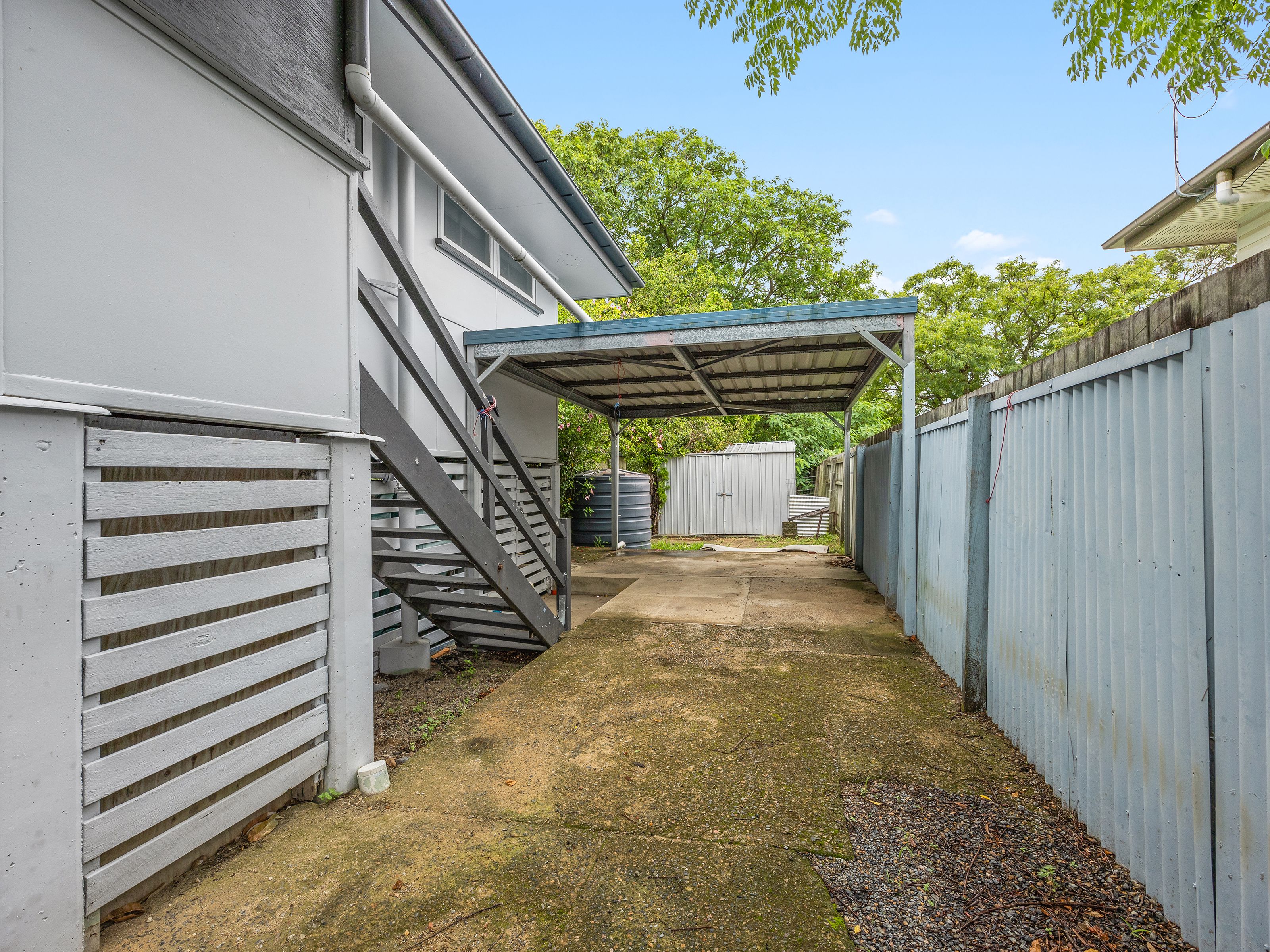 25 Kynance Street, Leichhardt, QLD 4305